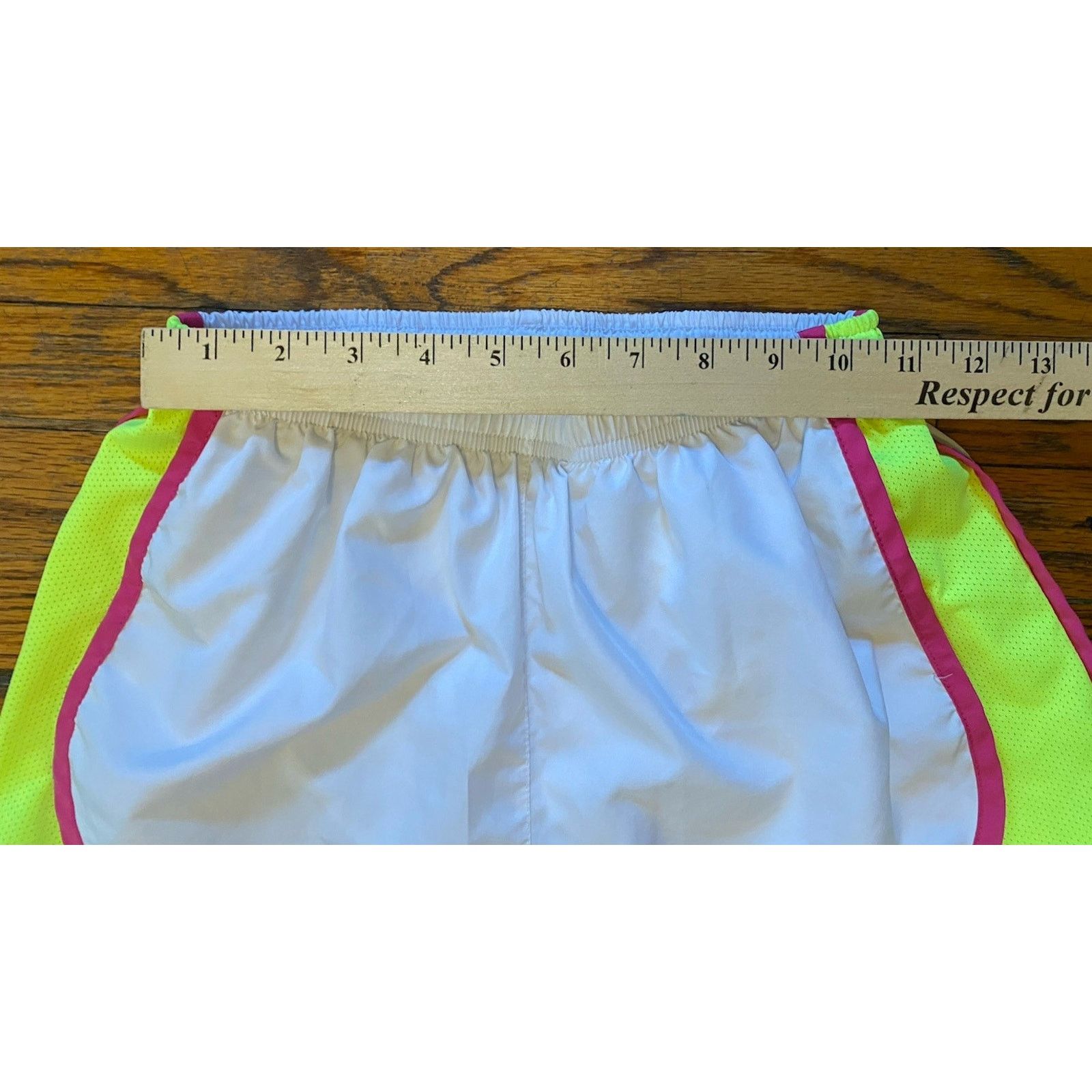Nike Nike Running Shorts Women’s XS White Hot Pink Yellow Size 26" / US 2 / IT 38 - 6 Thumbnail