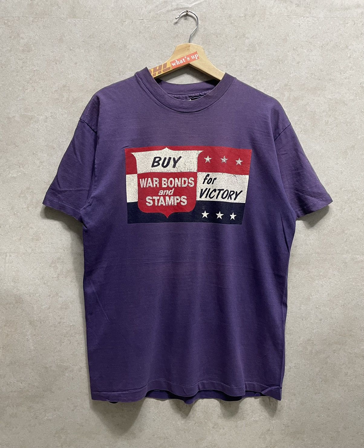 Vintage Vintage War Bonds & Stamp Tee Size US L / EU 52-54 / 3 - 1 Thumbnail