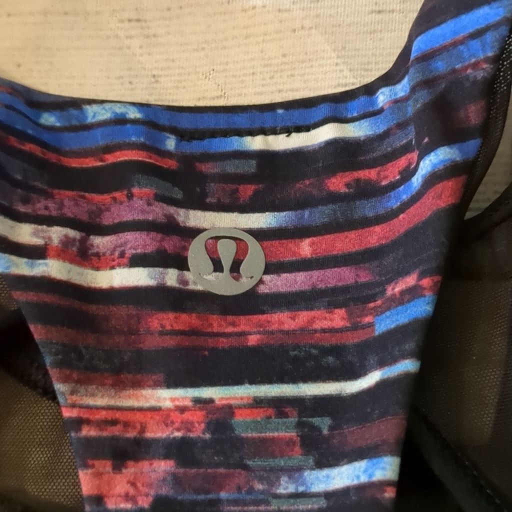 Lululemon Lululemon break free tank nulux hinshu alpine multi size 8 Size M / US 6-8 / IT 42-44 - 4 Thumbnail