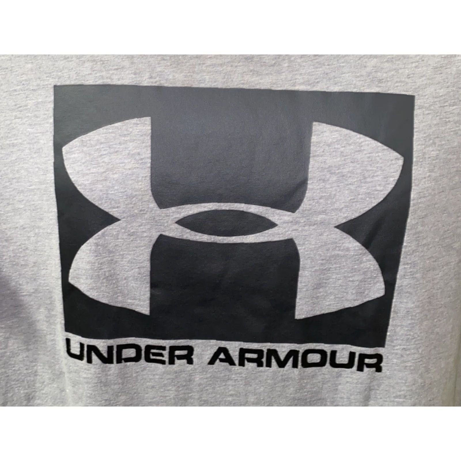 Under Armour VINTAGE Under Armour Men's T-Shirt Short Sleeve Activewear Size Large Gray Basic Size US L / EU 52-54 / 3 - 2 Thumbnail