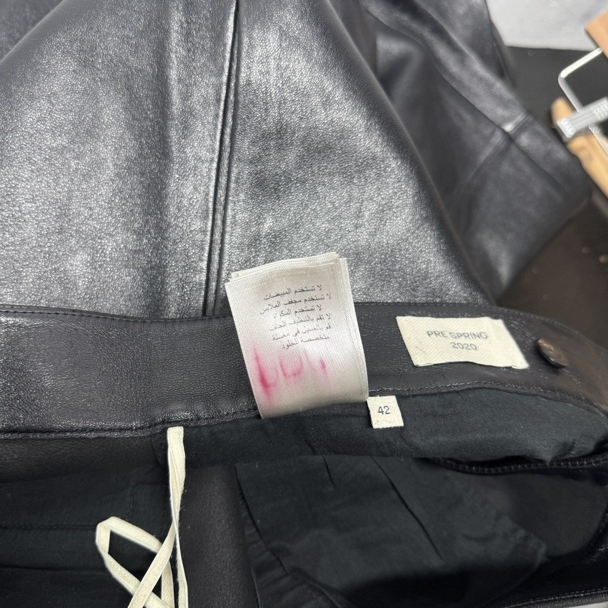 Bottega Veneta Bottega Veneta Pre Spring 2020 Leather Buckle Trouser Pants Size US 34 / EU 50 - 19 Thumbnail