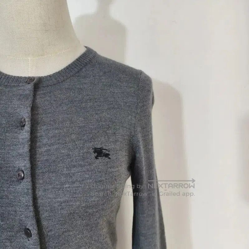 Burberry Burberry Gray Wool Long Sleeve Cardigan for Women. Size M / US 6-8 / IT 42-44 - 2 Thumbnail