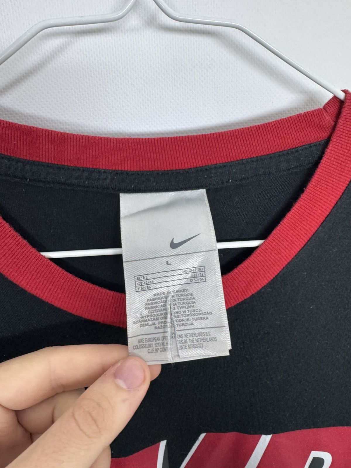 Nike Vintage 90’s Nike Air Tag T-Shirt Size L / US 10 / IT 46 - 8 Thumbnail
