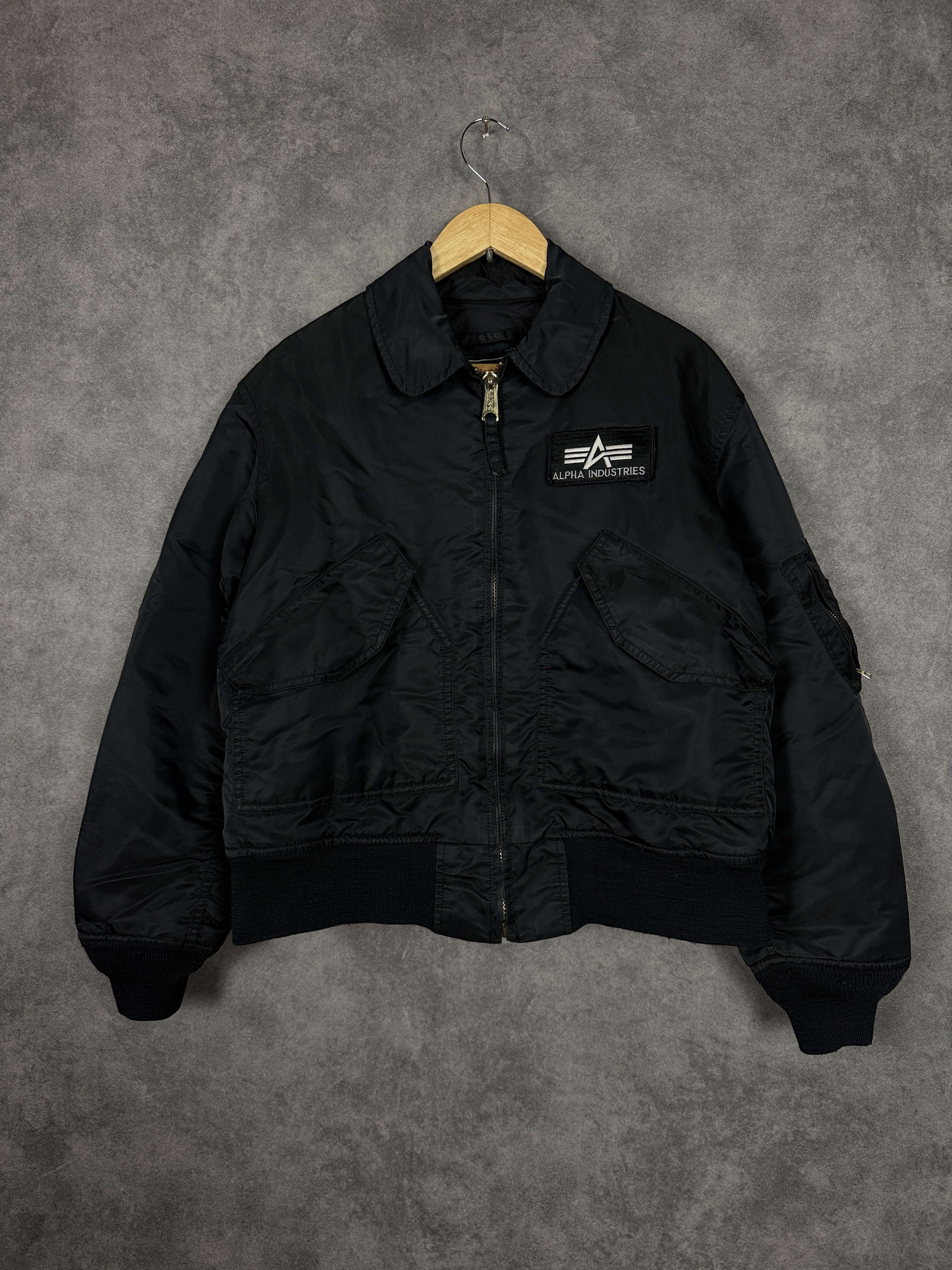 Alpha Industries Alpha Industries black bomber jacket zip-up insulated Size US M / EU 48-50 / 2 - 8 Thumbnail