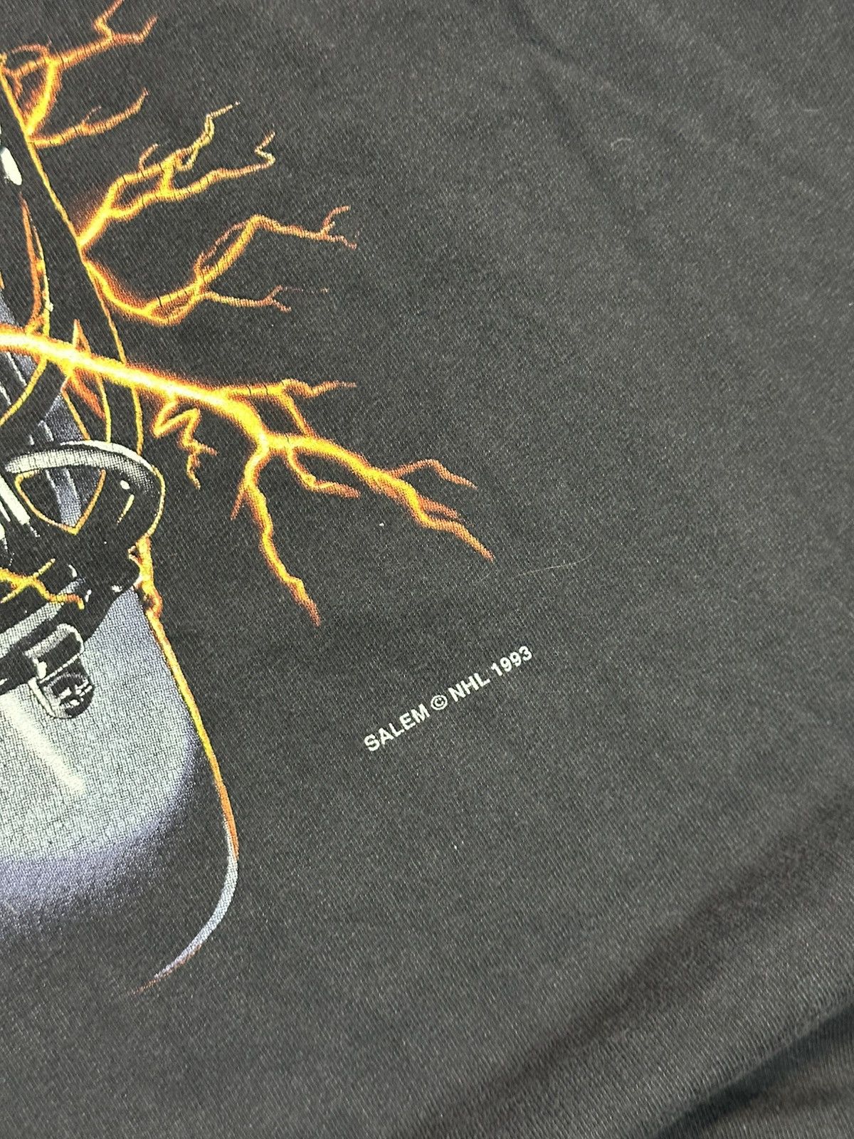 Salem Sportswear Archive 1993 Salem Los Angeles King Hockey Faded T-Shirt Size US XL / EU 56 / 4 - 5 Thumbnail
