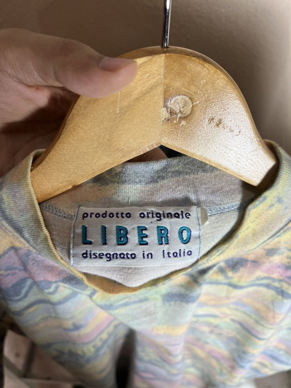 Libero Rare 90s LIBERO Italian Abstract Pattern AOP T-Shirt Vintage Size US XS / EU 42 / 0 - 7 Thumbnail