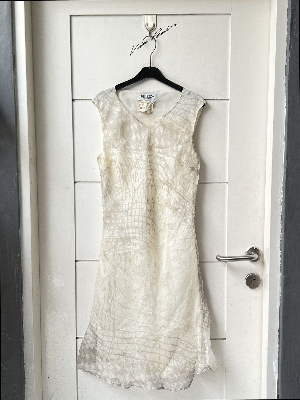 BELLEZZA Boutique Midi Dress