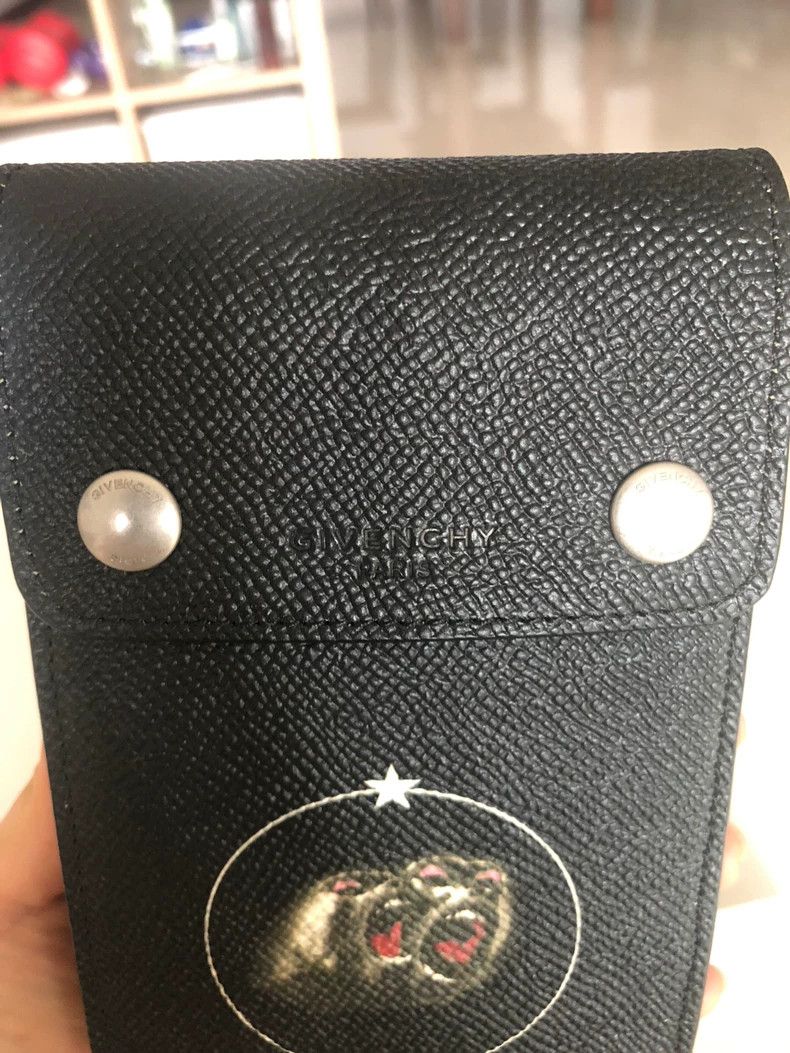 Other Givenchy Calf leather hook bag Size ONE SIZE - 3 Thumbnail