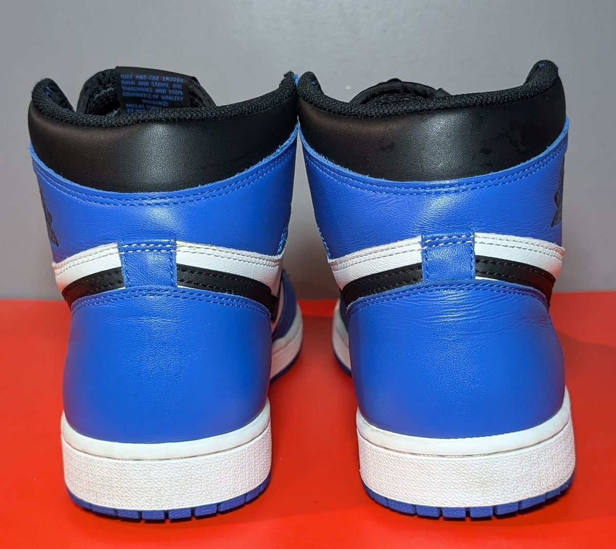 Jordan Brand Size 10 - Jordan 1 Retro High OG Game Royal 2018 Size US 10 / EU 43 - 5 Thumbnail