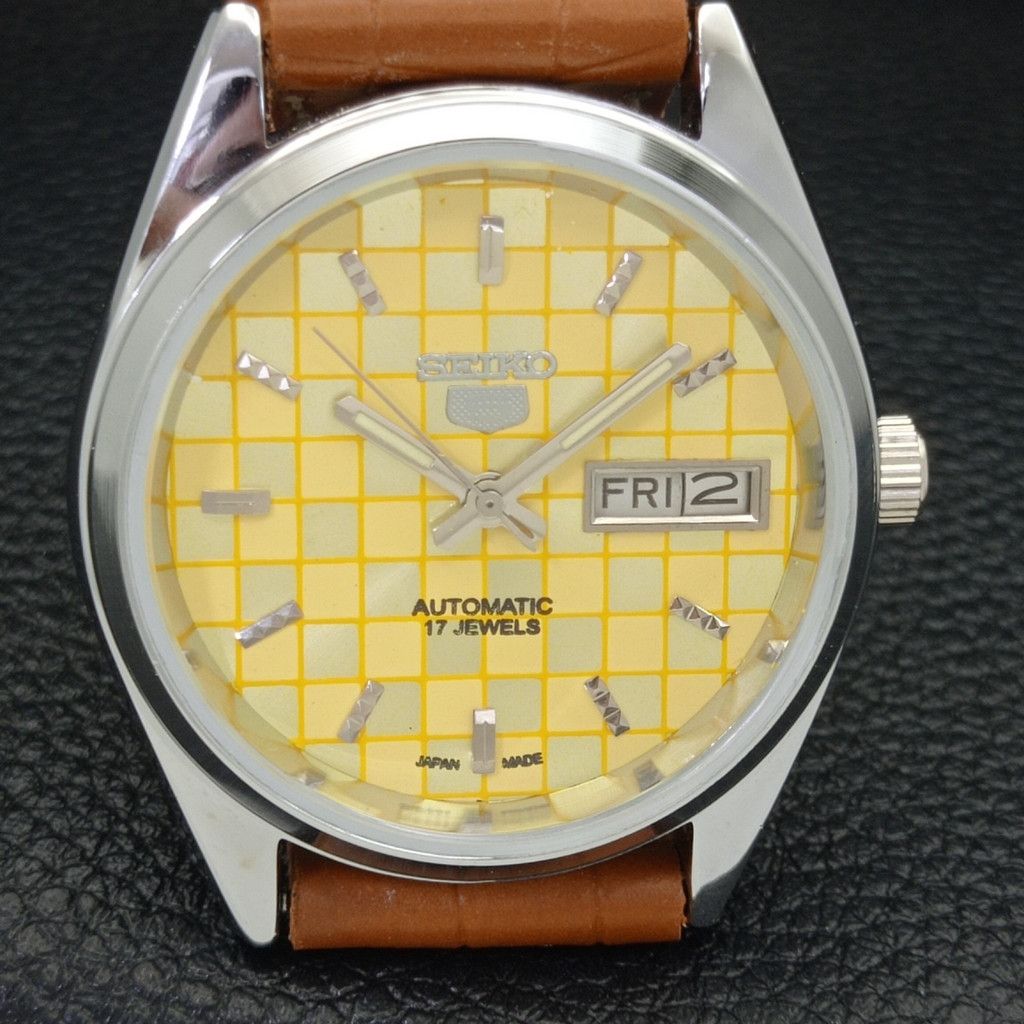 Seiko REFURBISHED VINTAGE SEIKO 5 AUTO JAPAN MENS WATCH a440245 Size 38 - 4 Thumbnail