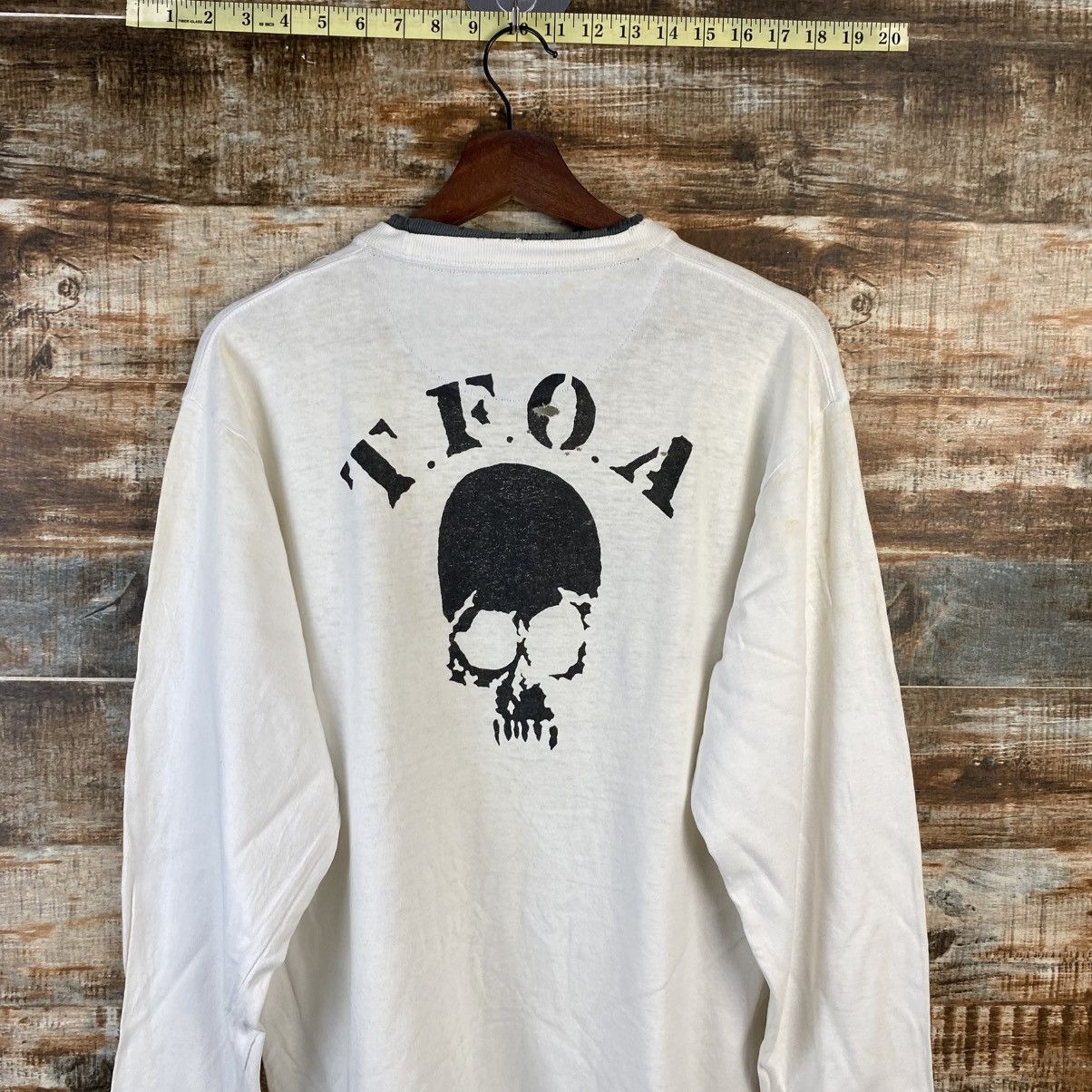 Oshkosh DL Osh Kosh White ripped Skulls Sweatshirt #C860 Size US M / EU 48-50 / 2 - 13 Thumbnail