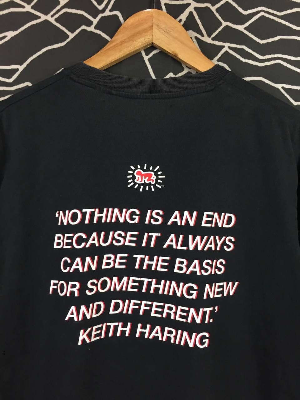 Keith Haring Uniqlo X Keith Haring Nothing Is An End Quote Pop Art Tee Size US L / EU 52-54 / 3 - 3 Thumbnail