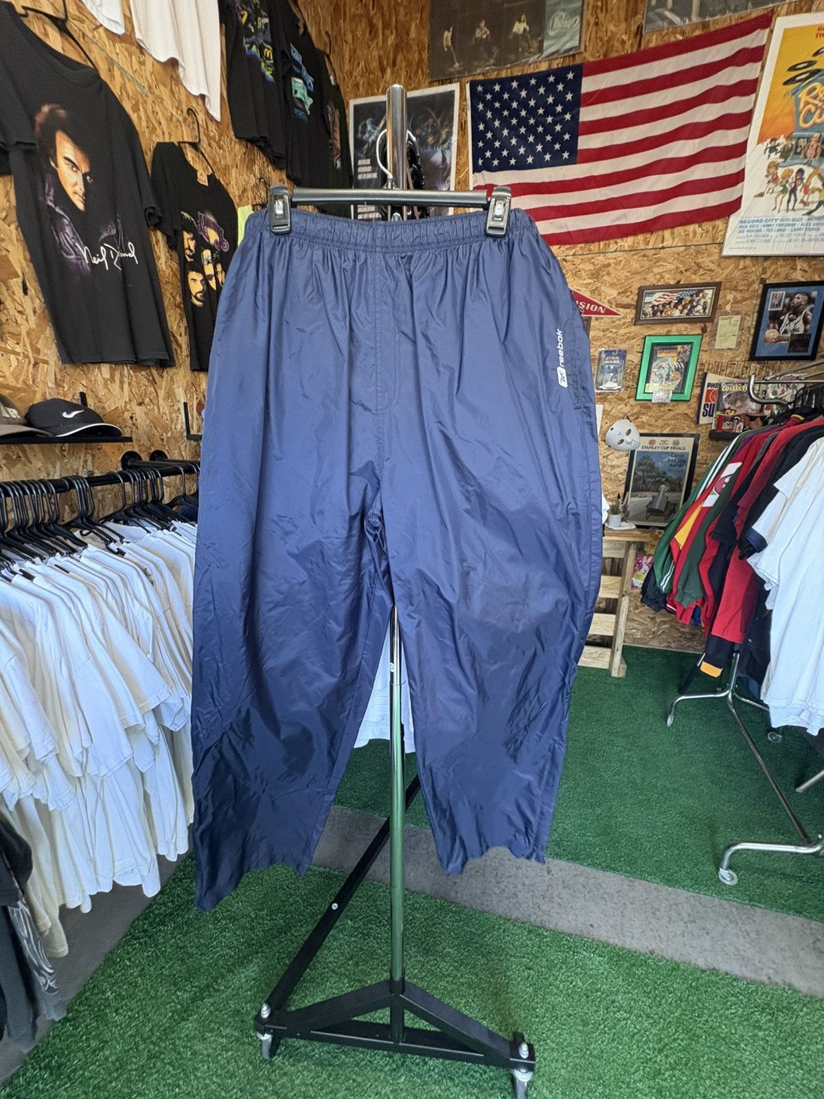 Reebok Vintage 1999 Reebok Baggy Sweatpants Size US 36 / EU 52 - 1 Thumbnail