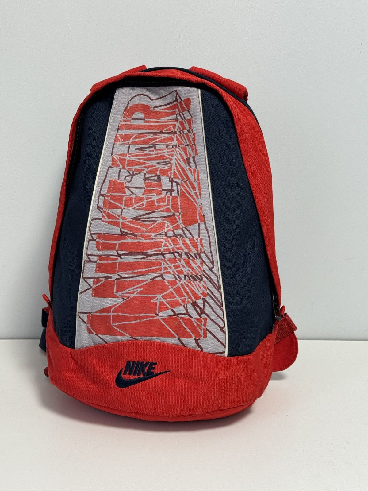 Nike Nike Vintage Bag Y2K style Hype 90’s backpack Size ONE SIZE - 4 Thumbnail
