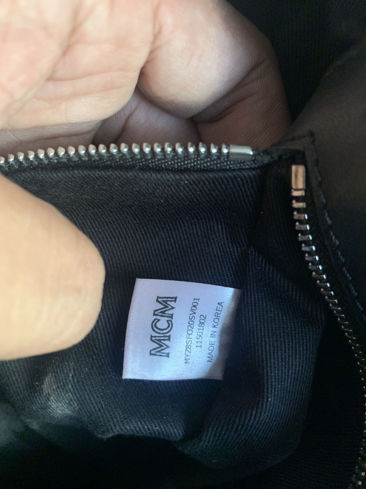 MCM MCM metallic silver canvas flat pouch Size ONE SIZE - 10 Thumbnail