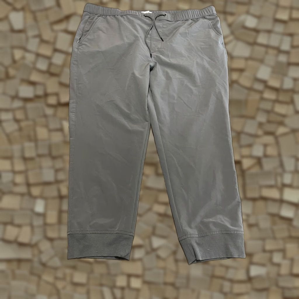Vintage Goodfellow Pants Women XXL Gray Capri Tie Waist Casual Womens Size 40" / US 18 - 1 Thumbnail