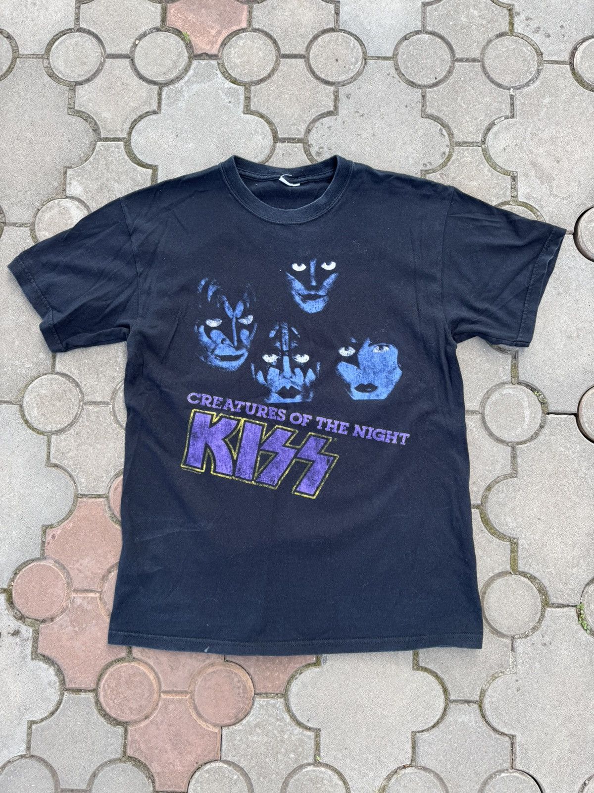 Band Tees Vintage Kiss Creatures On The Night Rock Tee Shirt Size US M / EU 48-50 / 2 - 1 Thumbnail