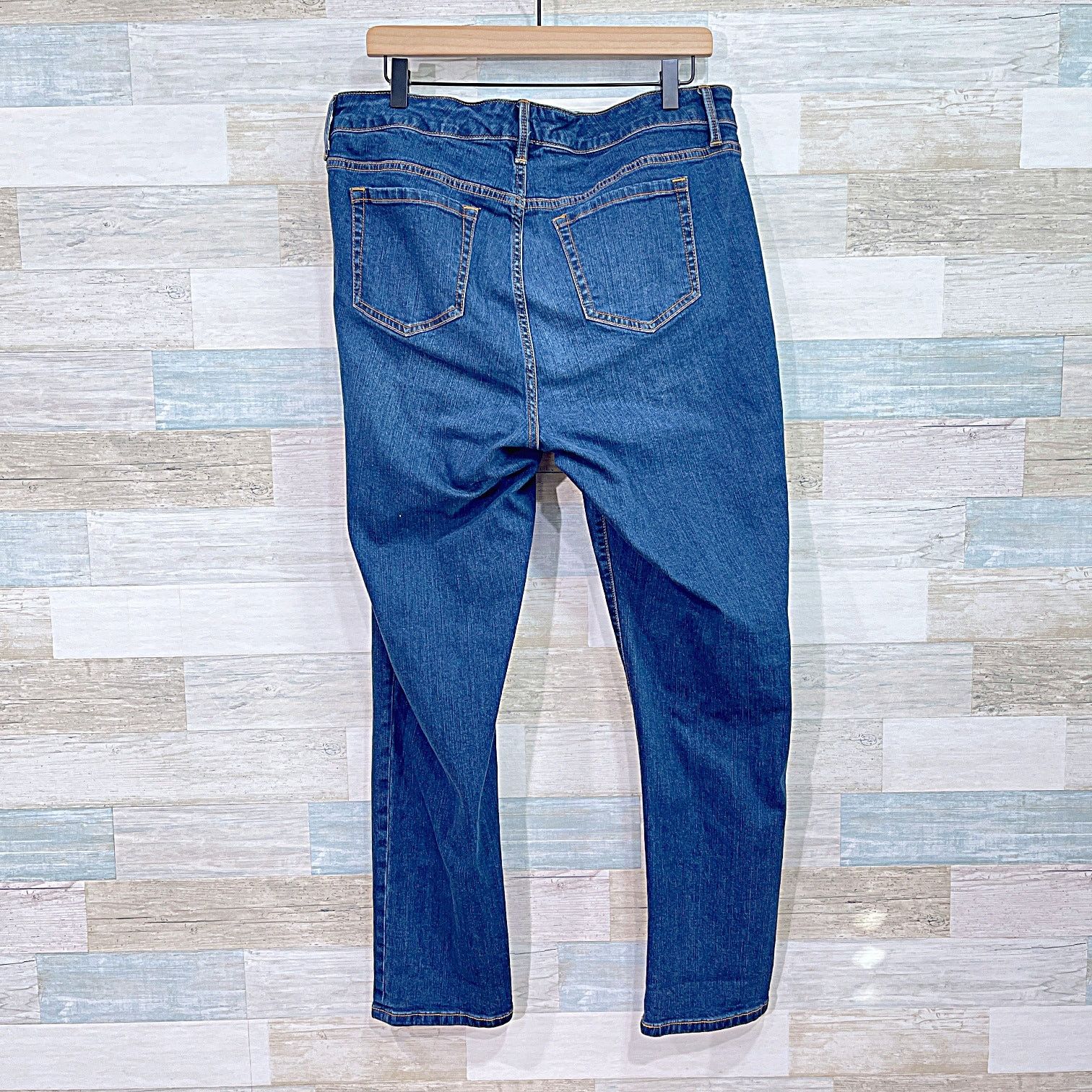 Other Torrid Mid Rise Straight Boyfriend Jeans Womens 14R Size 36" / US 14 / IT 50 - 4 Thumbnail