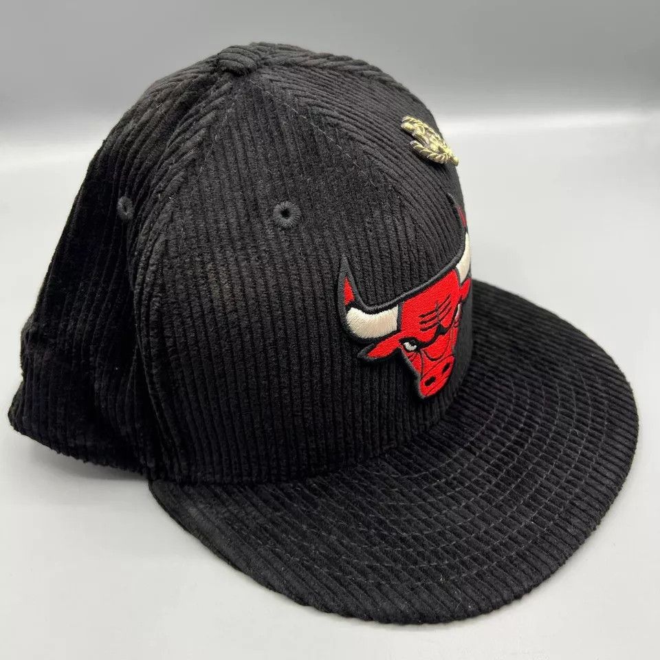 New Era Chicago Bulls Hat Men 7 1/2 Corduroy 59Fifty New Era Fitted Size ONE SIZE - 3 Thumbnail