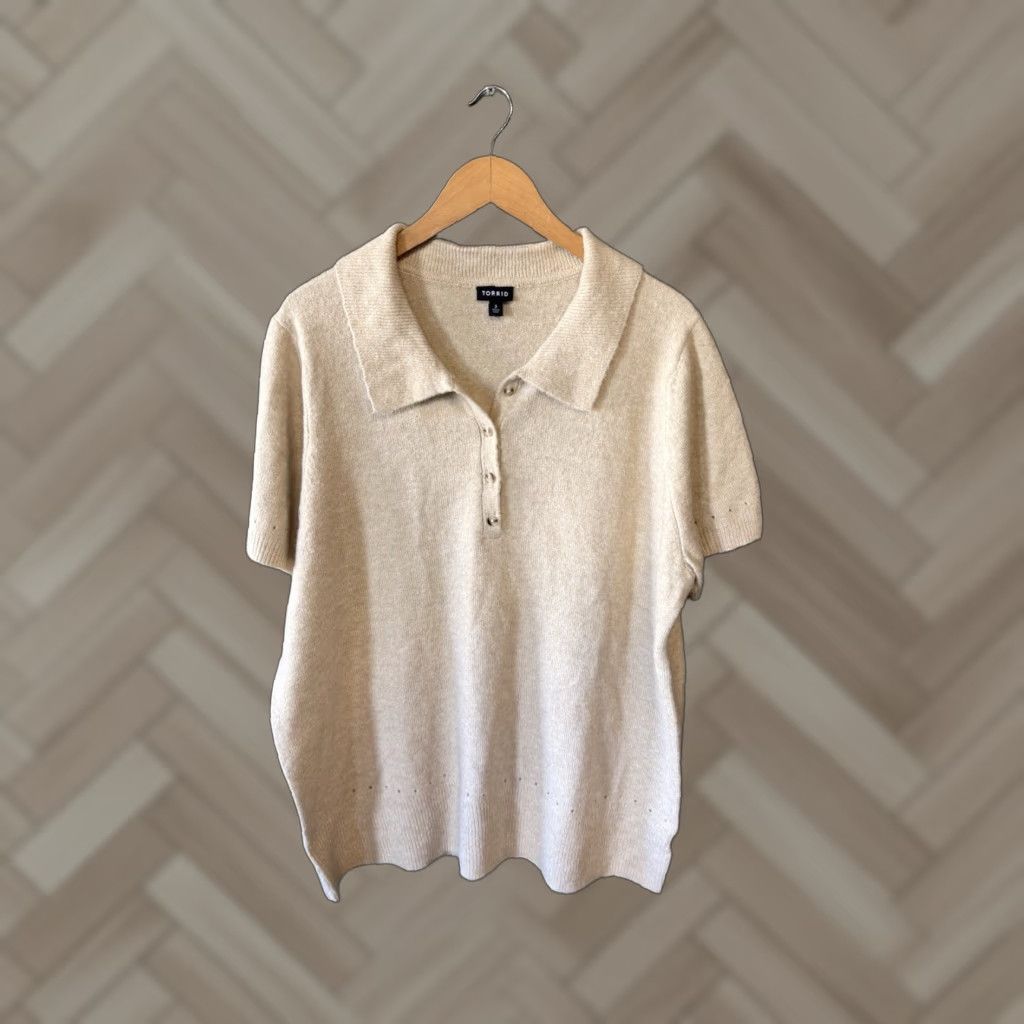 Torrid Torrid Polo Shirt Brown Knit Short Sleeve Plus Size 3 Womens Polo Shirt Brown 3 Torrid Size XS / US 0-2 / IT 36-38 - 1 Thumbnail
