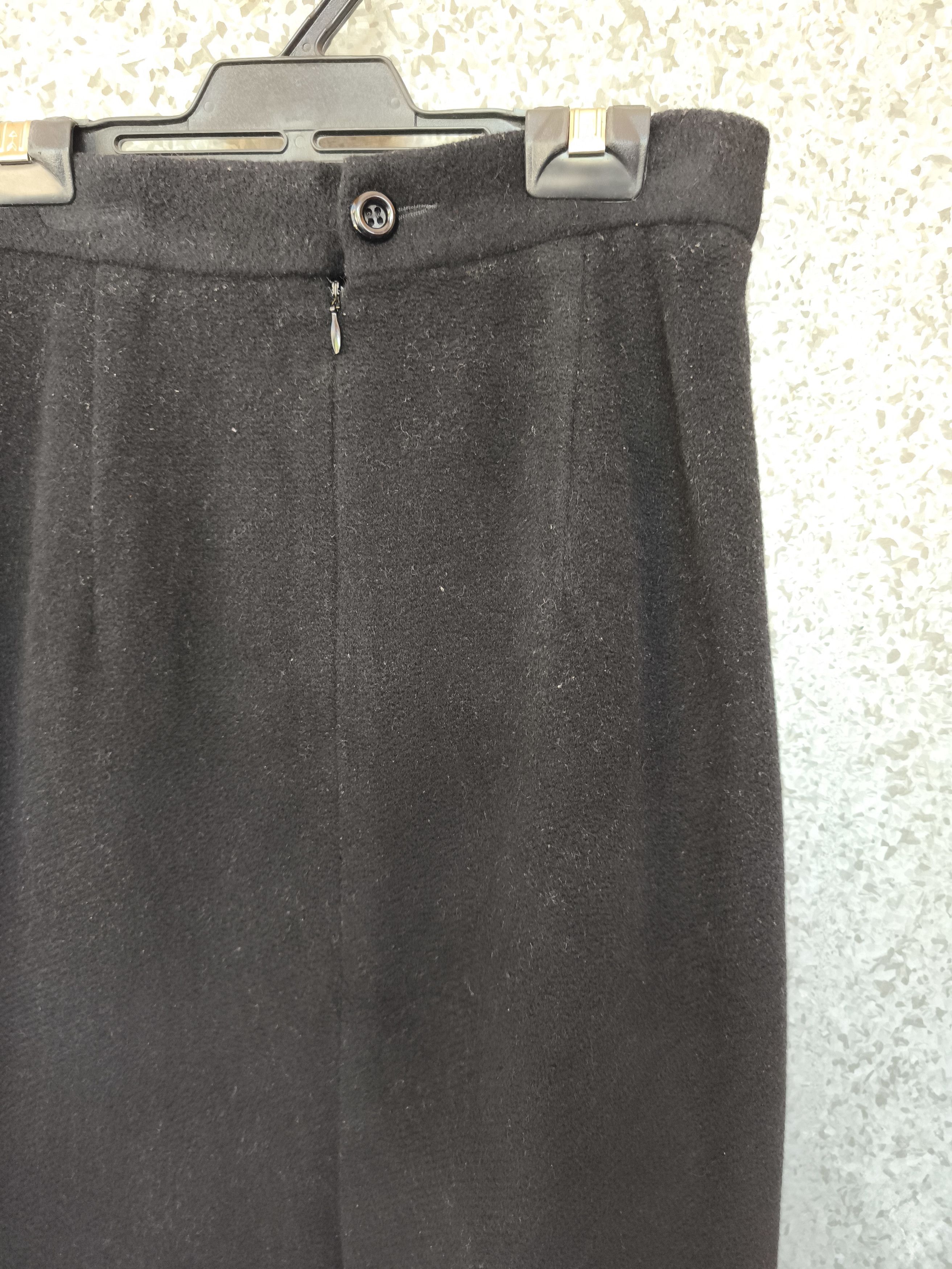 Japanese Brand ERREMO skirt italian designer Size 26" / US 2 / IT 38 - 2 Thumbnail