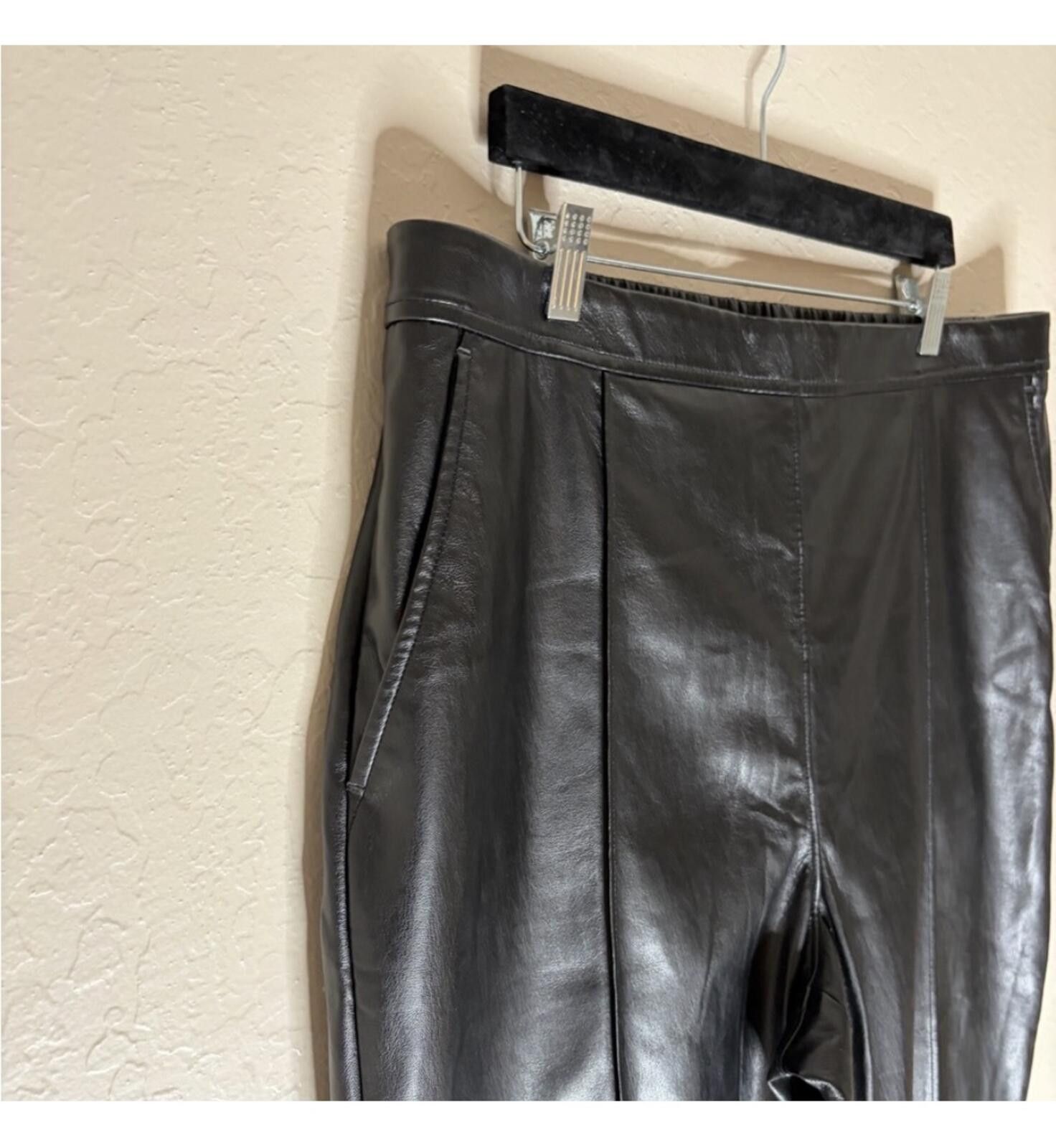 Banana Republic Banana Republic Black Leather Pants Size 40" / US 18 - 3 Thumbnail