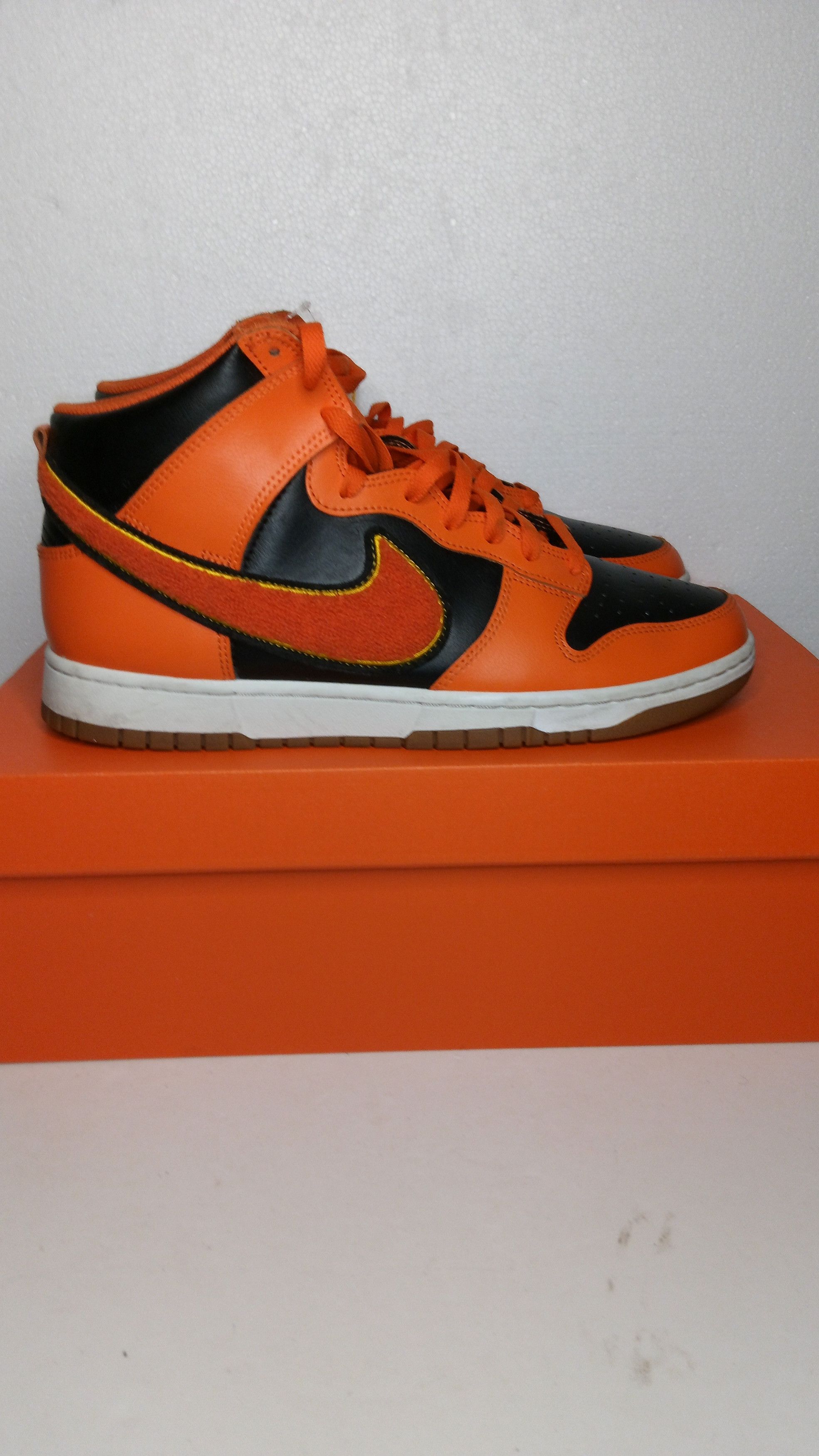 Nike Nike Mens Dunk High DR8805 002 Chenille Size US 12 / EU 45 - 4 Thumbnail