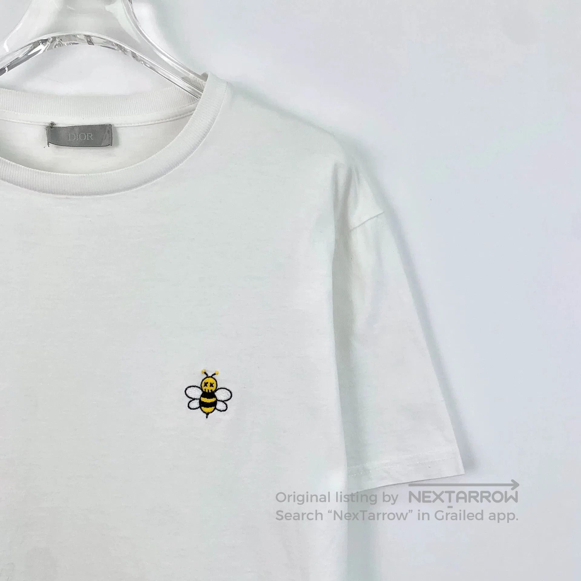 Dior dior x kaws white bee embroidered t-shirt. Size US XS / EU 42 / 0 - 3 Thumbnail