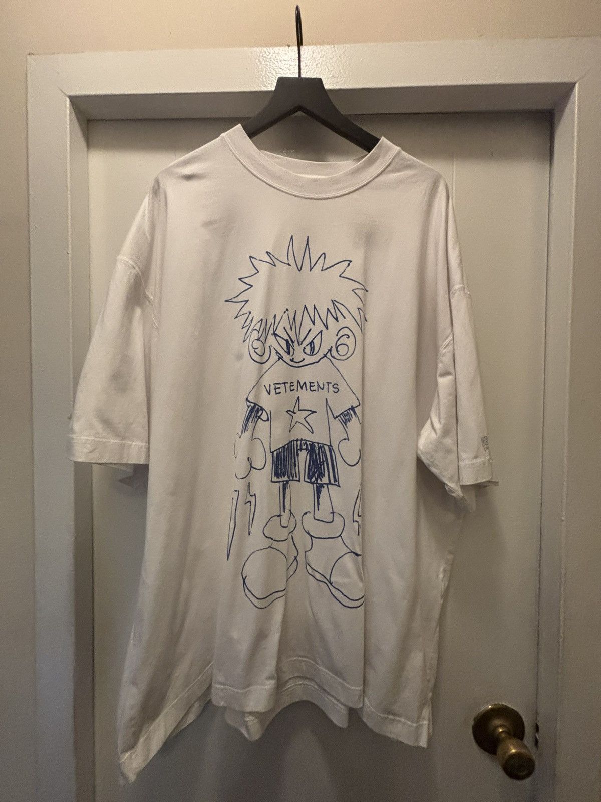 VETEMENTS CHARACTER T-SHIRT