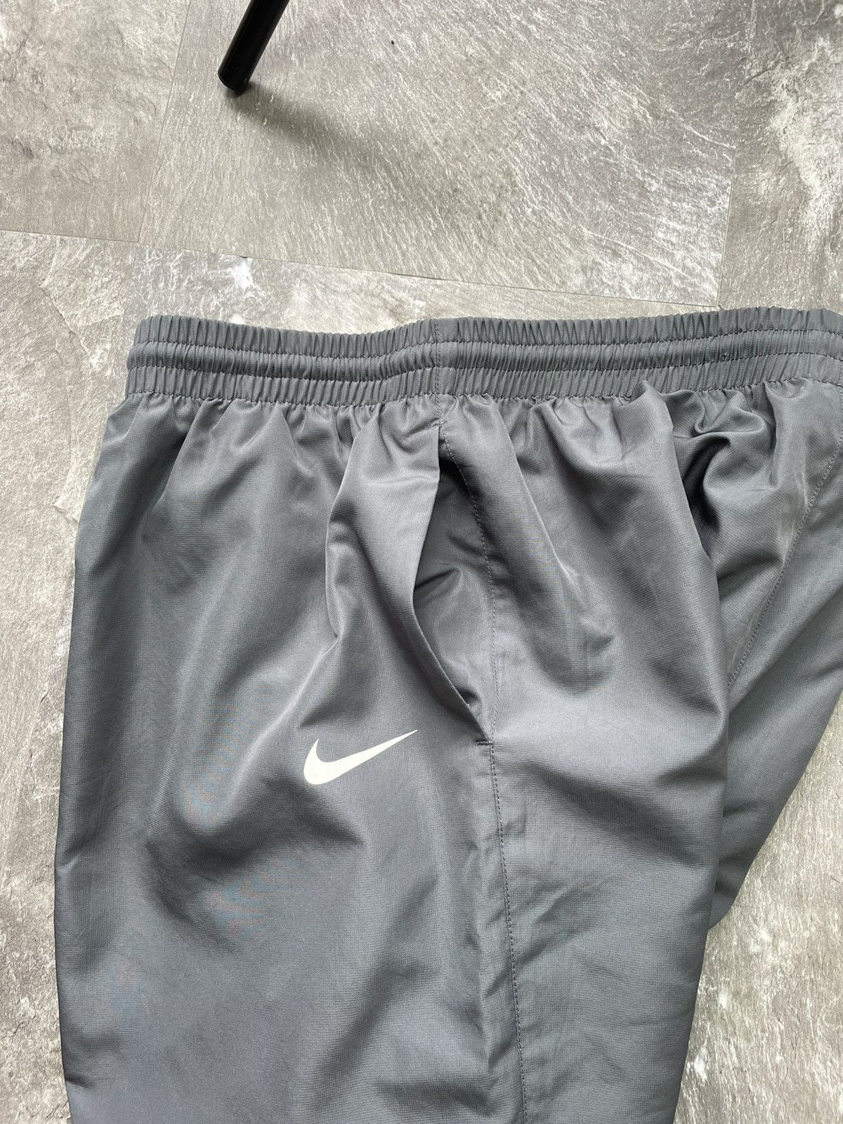 Nike Nike vintage nylon pants track 00s swoosh striped drill Y2K Size US 32 / EU 48 - 3 Thumbnail