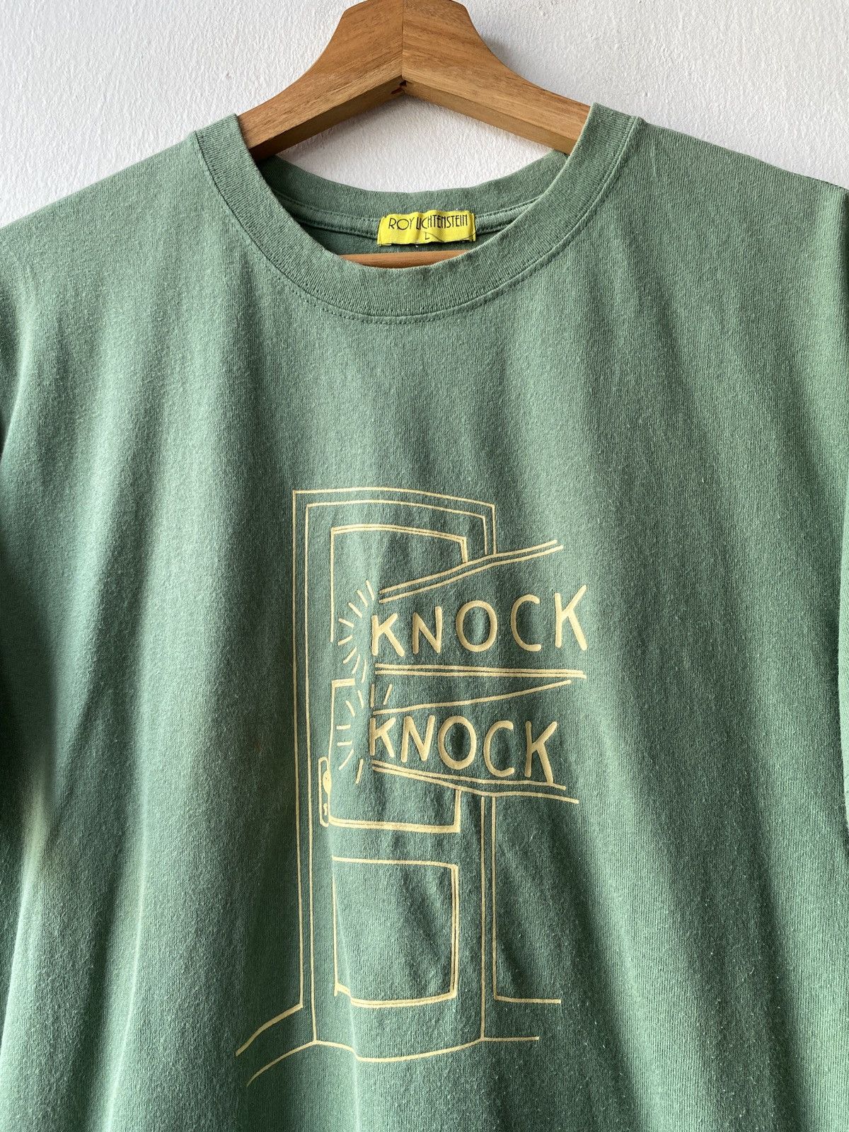 Fuck Art, Make Tees × Uniqlo 2000s - Roy Lichtenstein ‘Knock Knock’ Art T Shirt Size US M / EU 48-50 / 2 - 5 Thumbnail