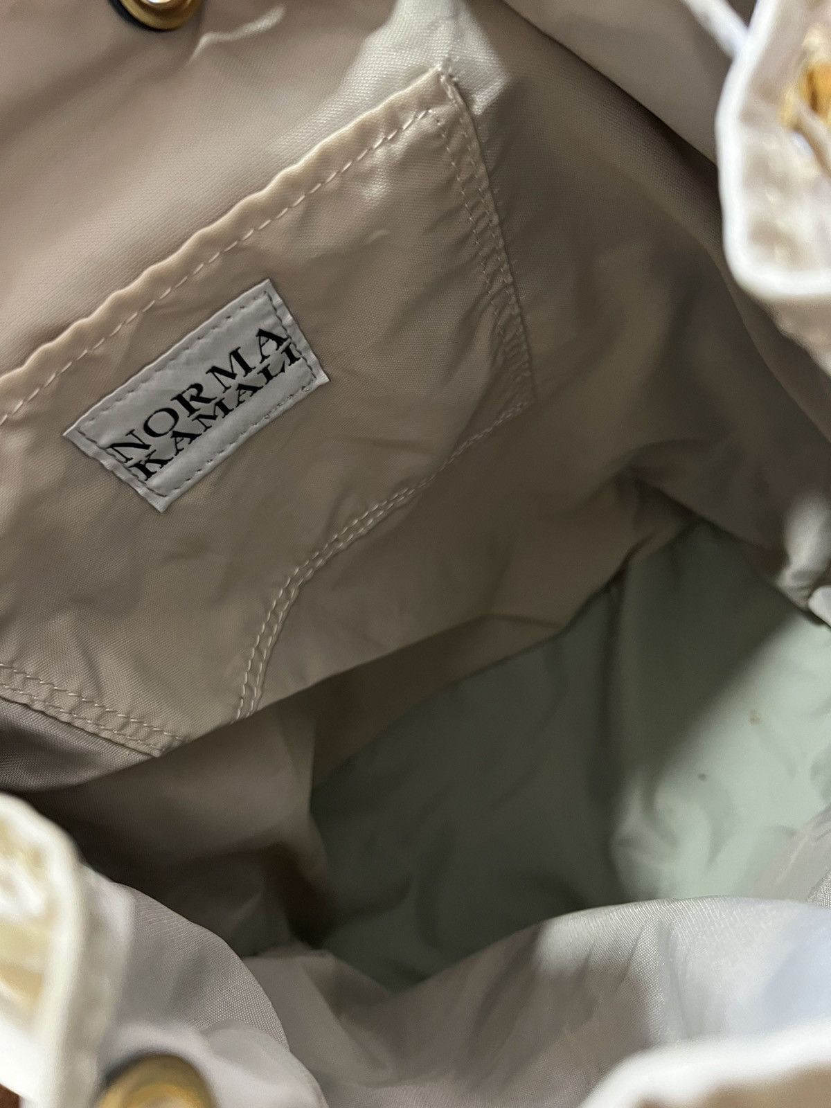 Designer × Norma Kamali Norma Kamali Beige Tessuto Nylon MultiPocket Backpack Size ONE SIZE - 8 Thumbnail