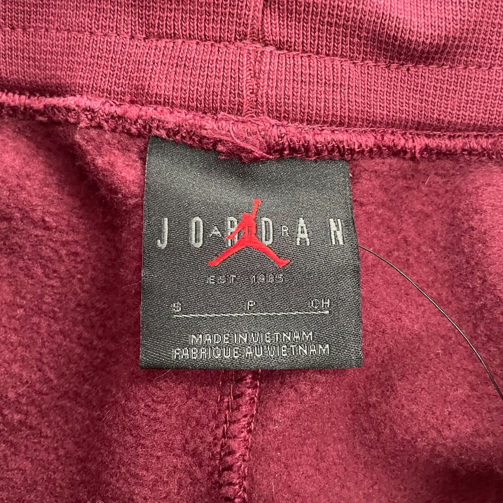 Nike VINTAGE Nike Air Jordan Pants Women’s Small Red Engineered Fleece Sweatpants S Wide-Leg Jumpman Athletic Pants Womens Small Red Size 28" / US 6 / IT 42 - 7 Thumbnail