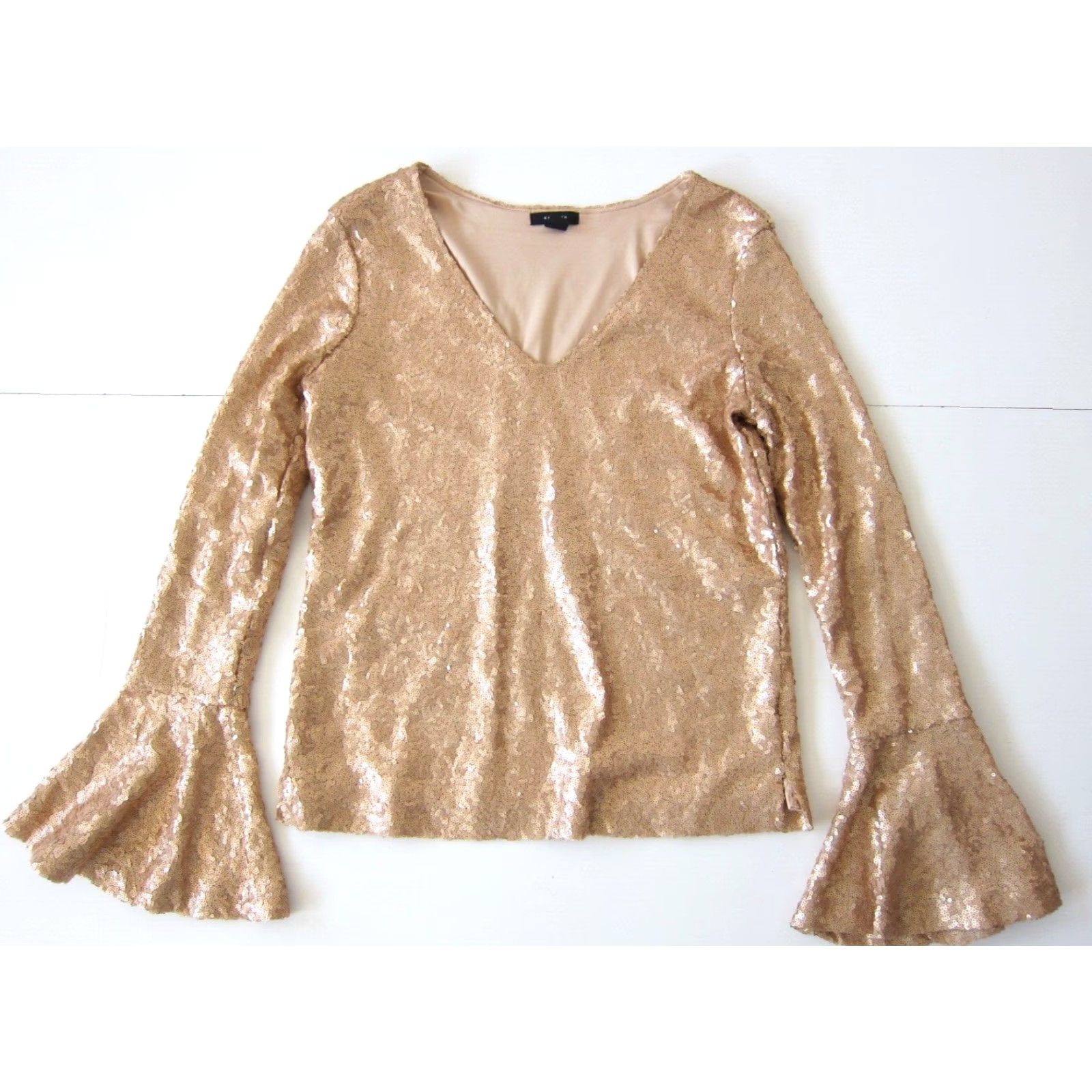 Vintage Halogen Blouse Pink V-Neck Long Sleeve Beaded Sparkly Sequin Flare Top Small Women Size S / US 4 / IT 40 - 2 Thumbnail