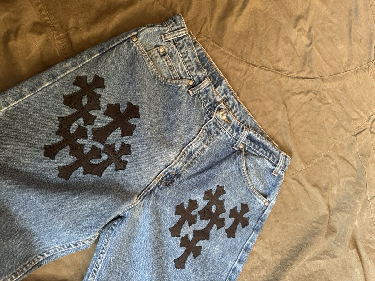 Chrome Hearts × Levi's Chrome Hearts Levi’s Cross Patch Jeans Size US 32 / EU 48 - 20 Thumbnail