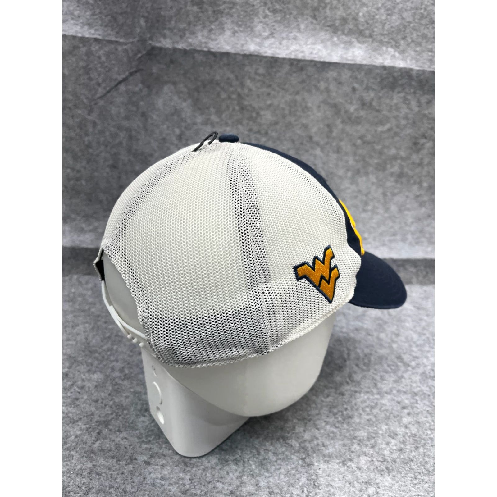 Titleist Titleist Trucker Hat Adult One Size Blue Yellow Cotton Polyester Logo Sports Adjustable Size ONE SIZE - 7 Thumbnail