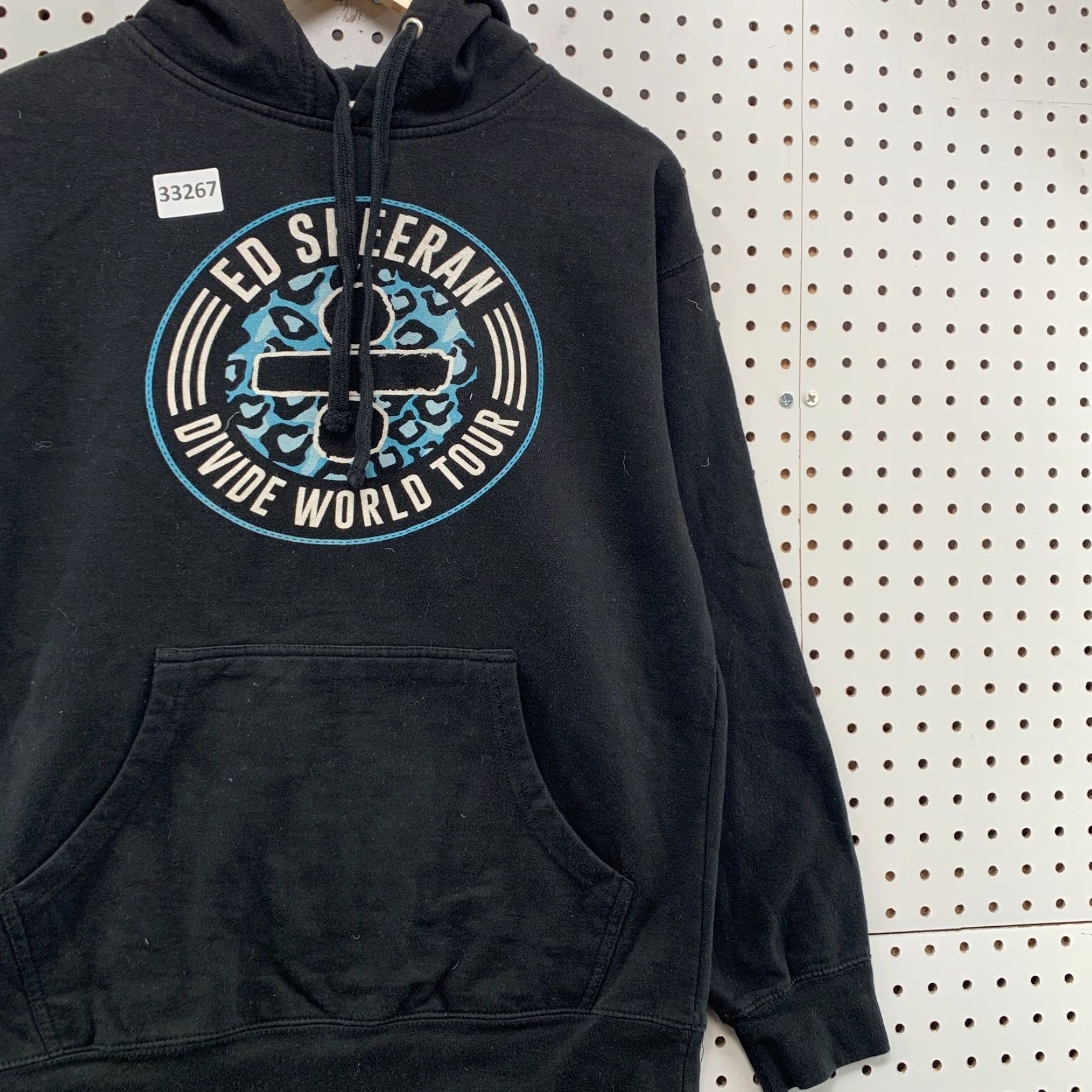 Vintage VINTAGE Independent Trading Company Hoodie Mens M Ed Sheeran Divide World Tour Pocket Music 22x25 Black Size US M / EU 48-50 / 2 - 4 Thumbnail