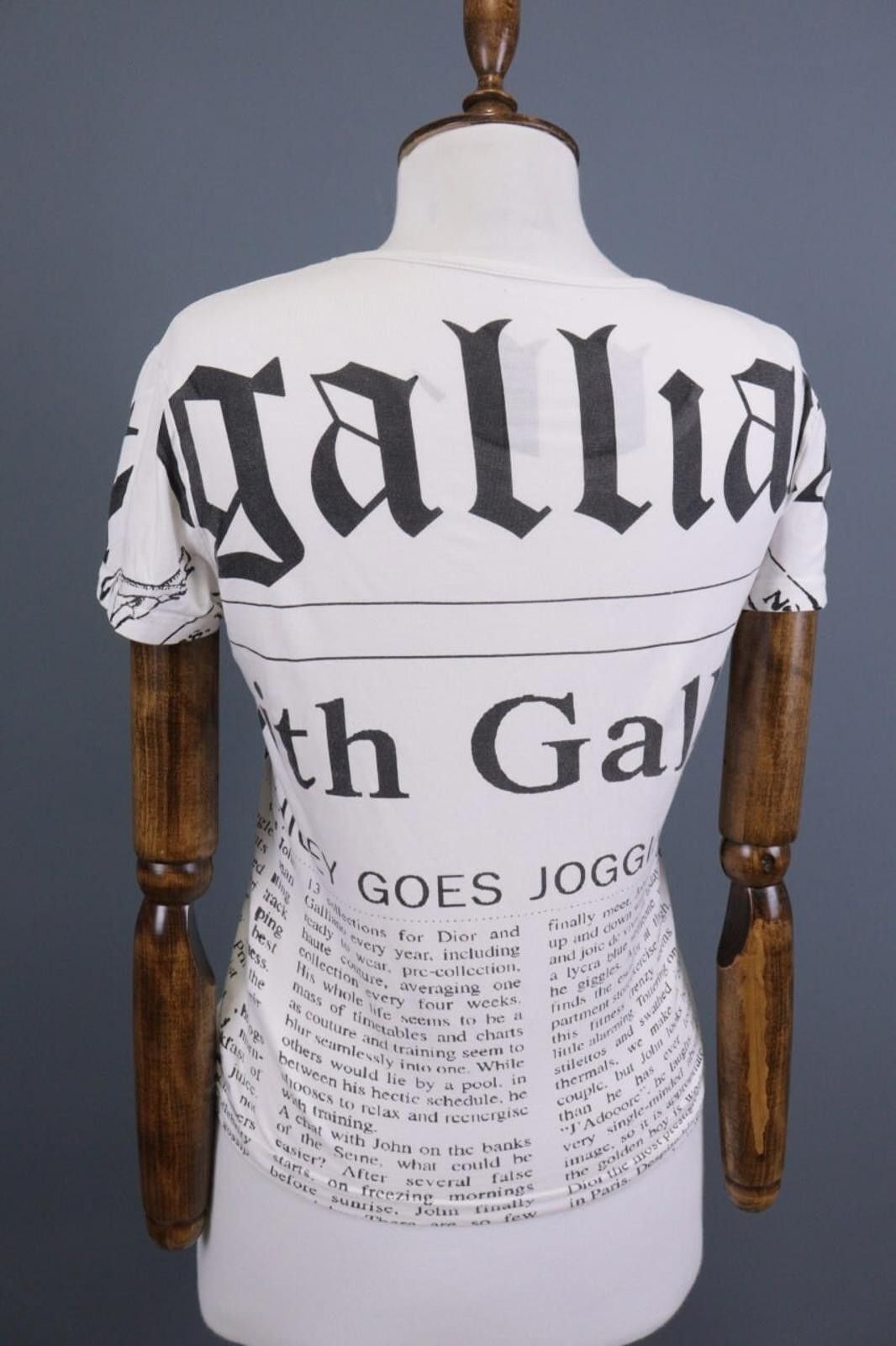 John Galliano Galliano White Short Sleeve Text Printed Short Size M Size M / US 6-8 / IT 42-44 - 10 Thumbnail