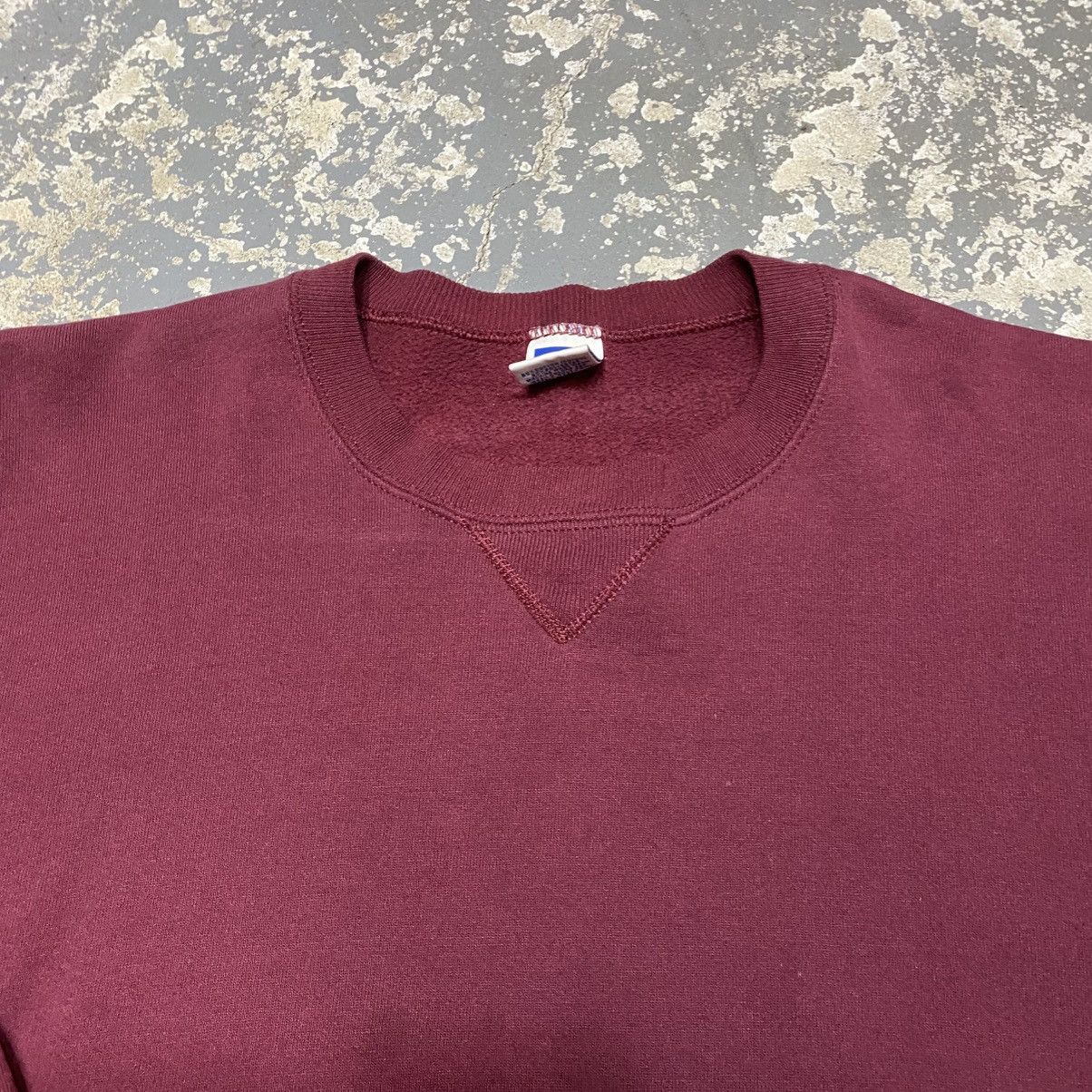 Russell Athletic × Vintage Vintage Russell Athletic Maroon Blank Boxy Crewneck Hoodie Size US L / EU 52-54 / 3 - 10 Thumbnail