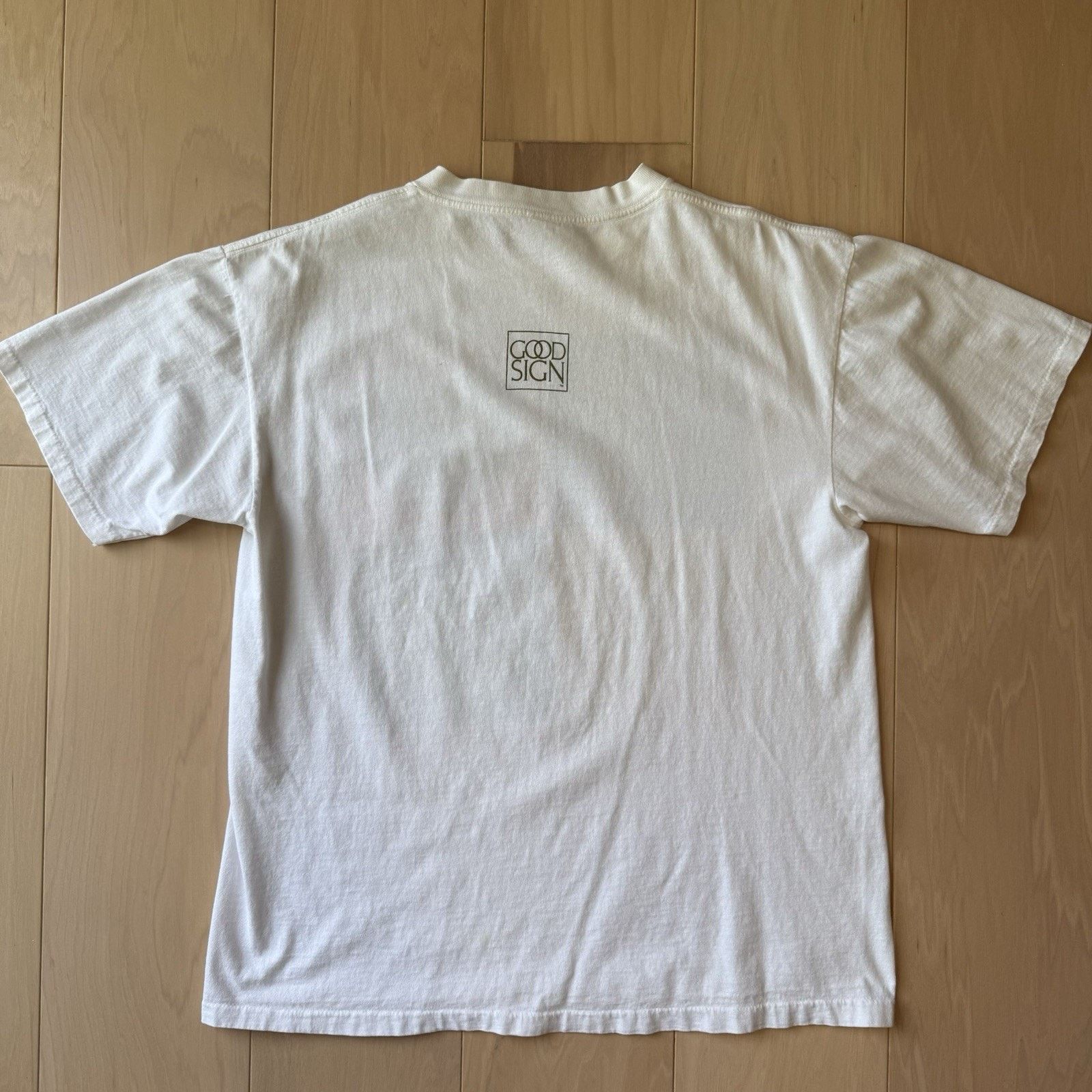 Vintage Vintage Earth Shirt Large White 90s Made in USA Peace Size US L / EU 52-54 / 3 - 6 Thumbnail