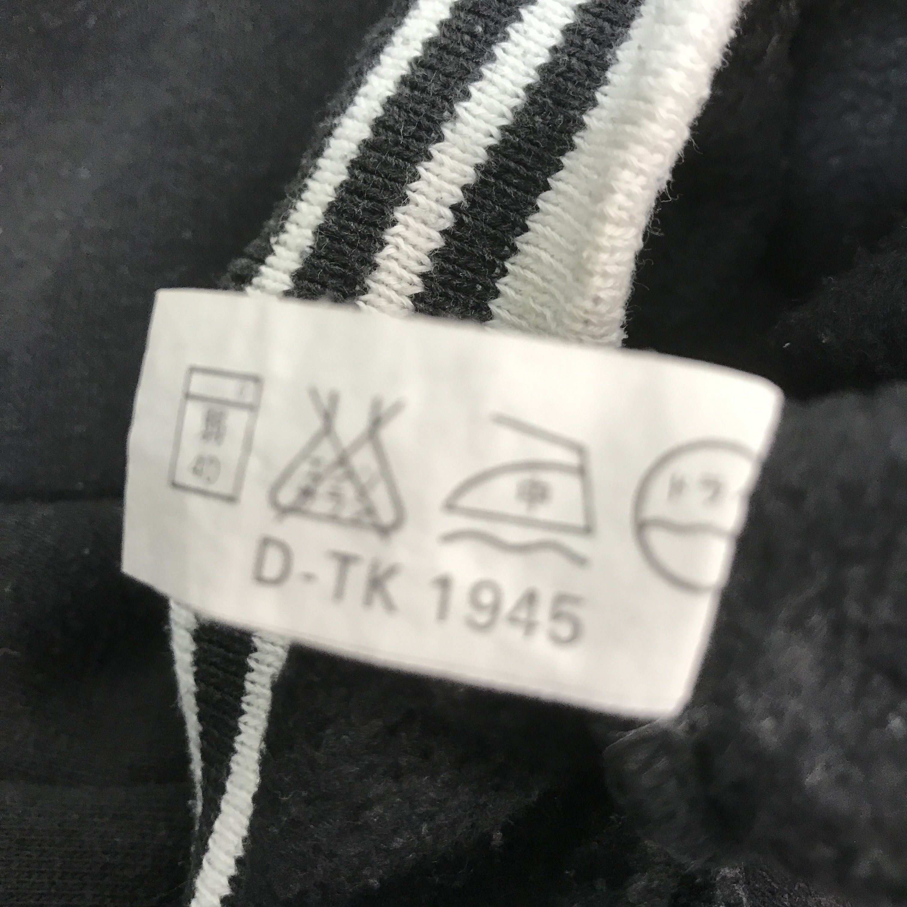 Japanese Brand BITCH SKATEBOARDS SWEATSHIRT K62B13 Size US M / EU 48-50 / 2 - 11 Thumbnail