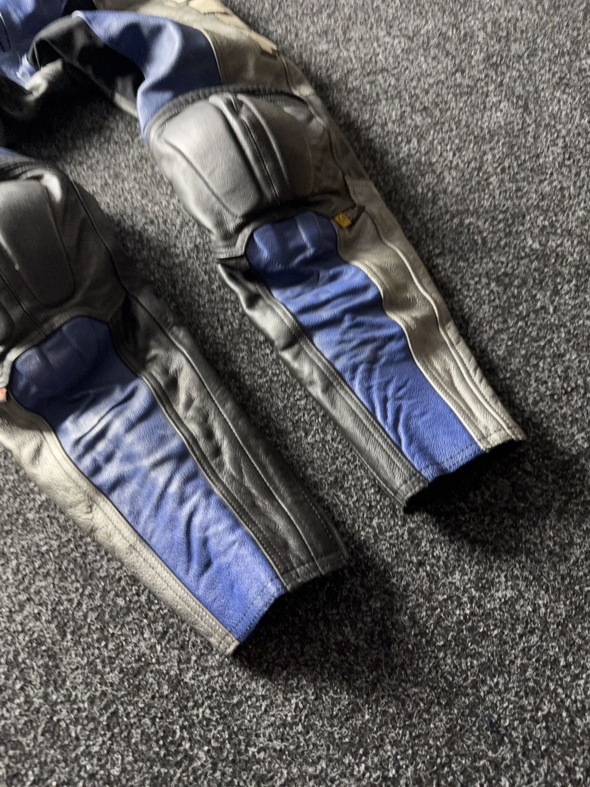 Genuine Leather Leather Motorcycle Racing Pants Spidi Suit Costume Size US S / EU 44-46 / 1 - 9 Thumbnail
