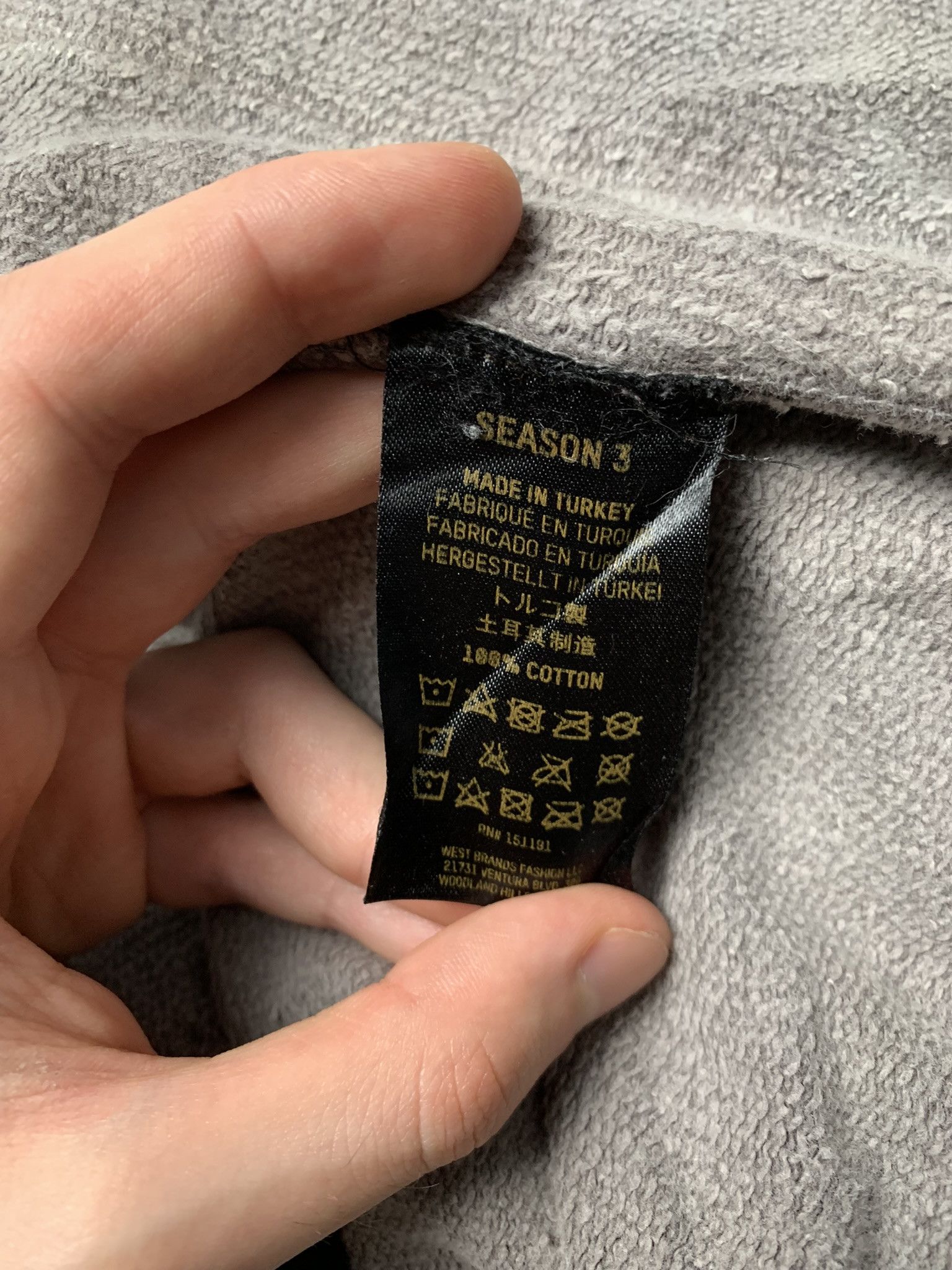 Yeezy Yeezy Season 3 beat up sweatpants Size US 30 / EU 46 - 8 Thumbnail