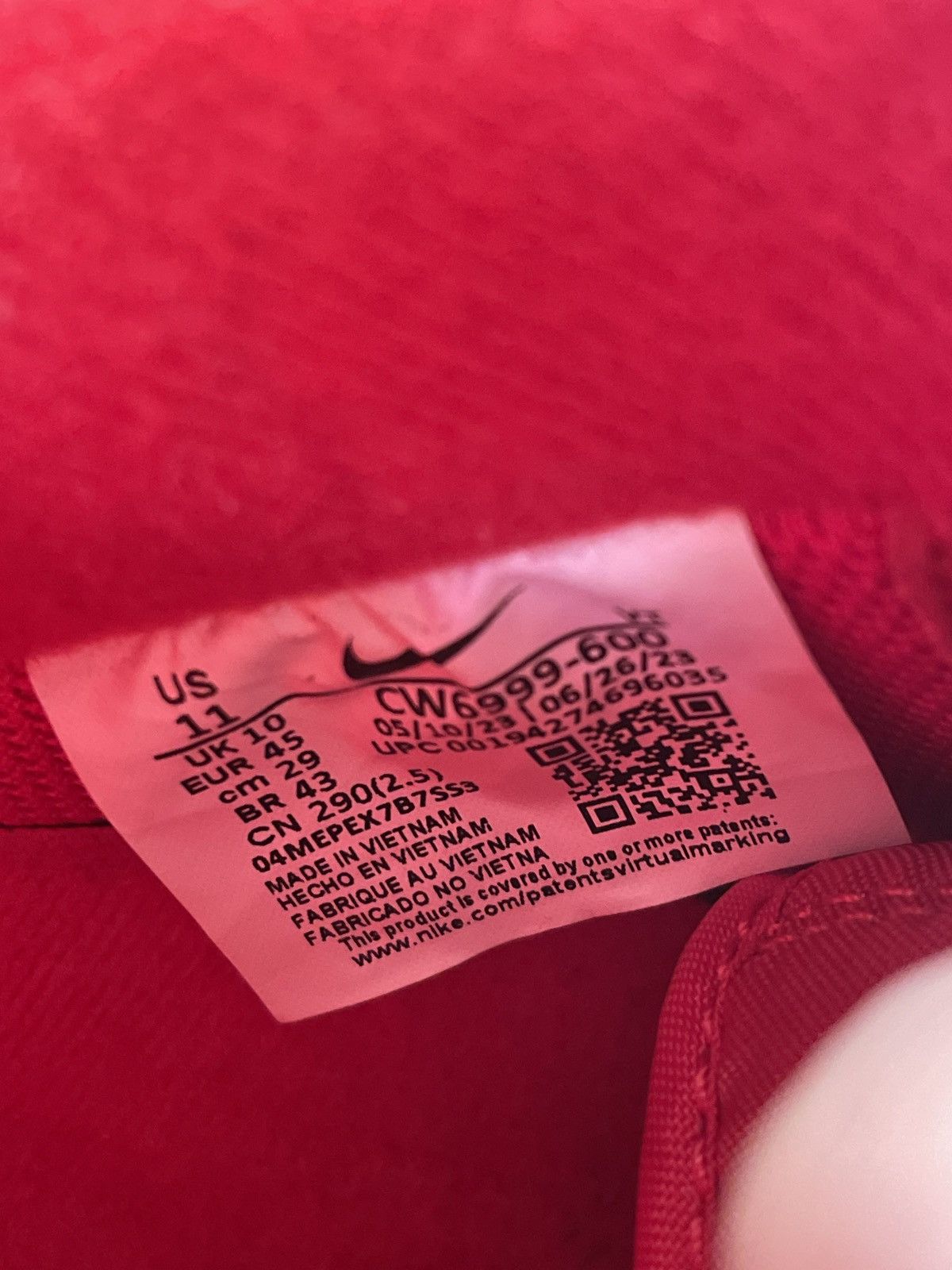 Nike Air Force 1 Triple Red Size US 11 / EU 44 - 6 Thumbnail