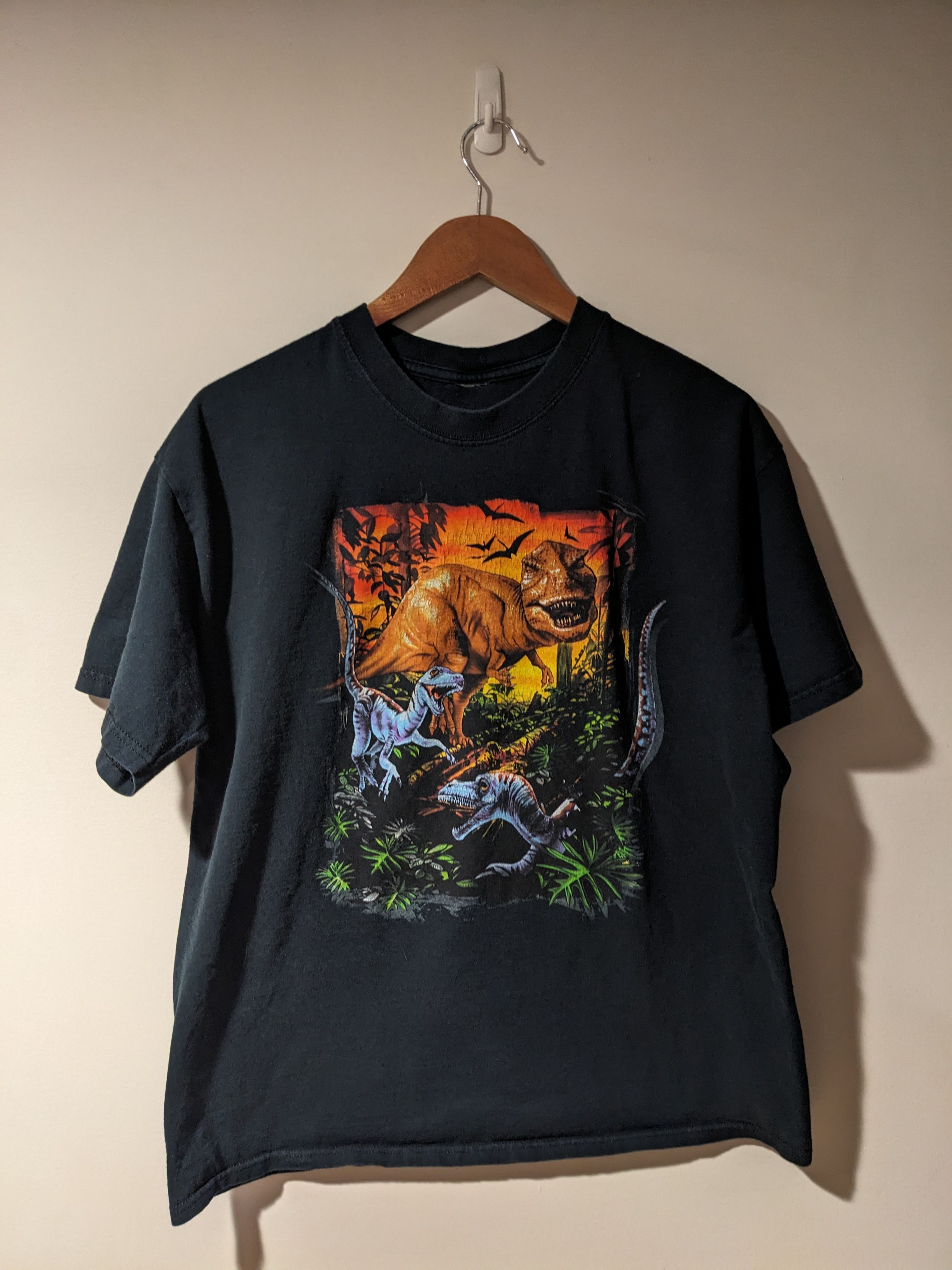 Vintage Vintage Y2K Dinosaur Nature Jurassic Park Large T-Shirt Size US L / EU 52-54 / 3 - 1 Thumbnail