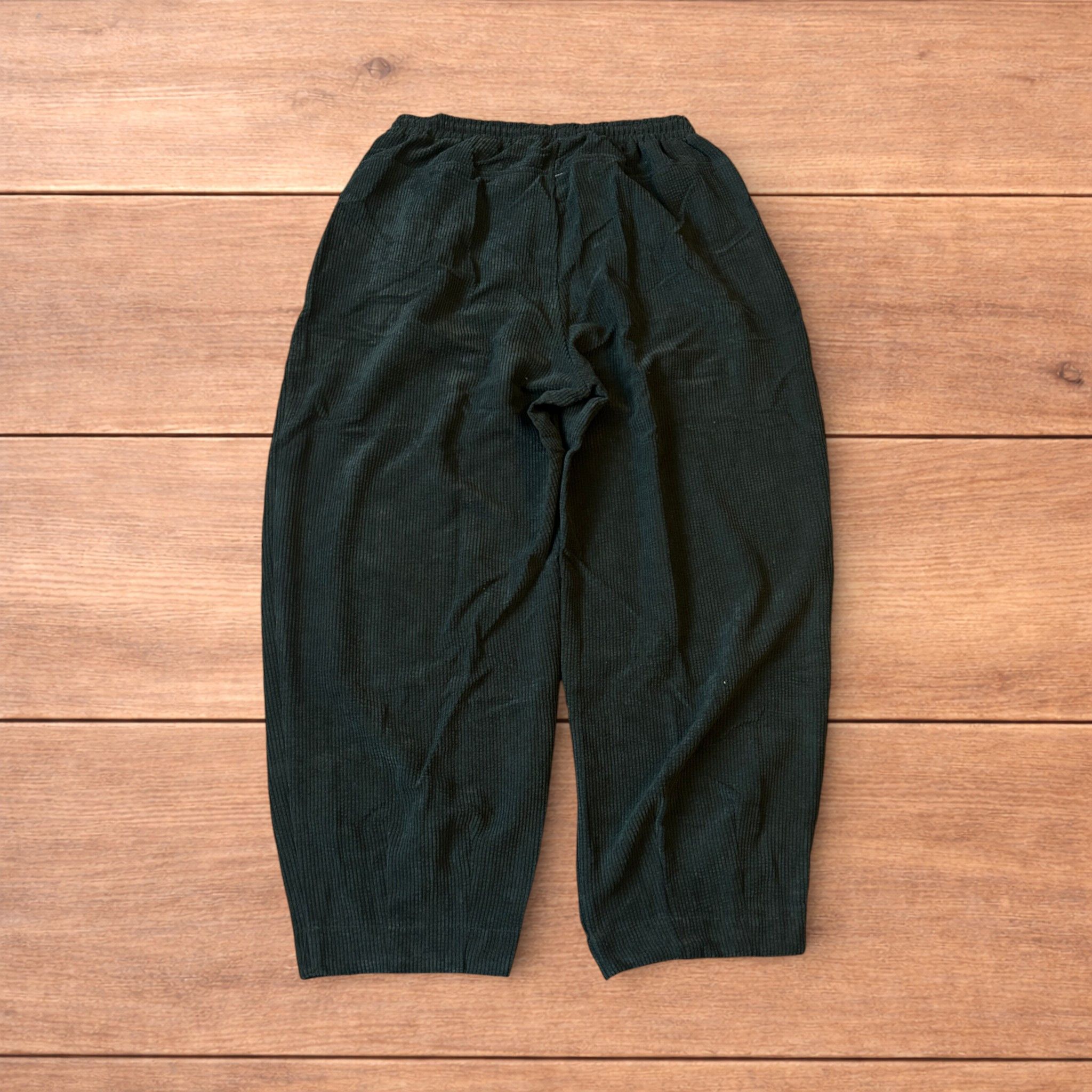 Japanese Brand Super baggy wide leg skater corduroy trousers in khaki green Size US 36 / EU 52 - 2 Thumbnail