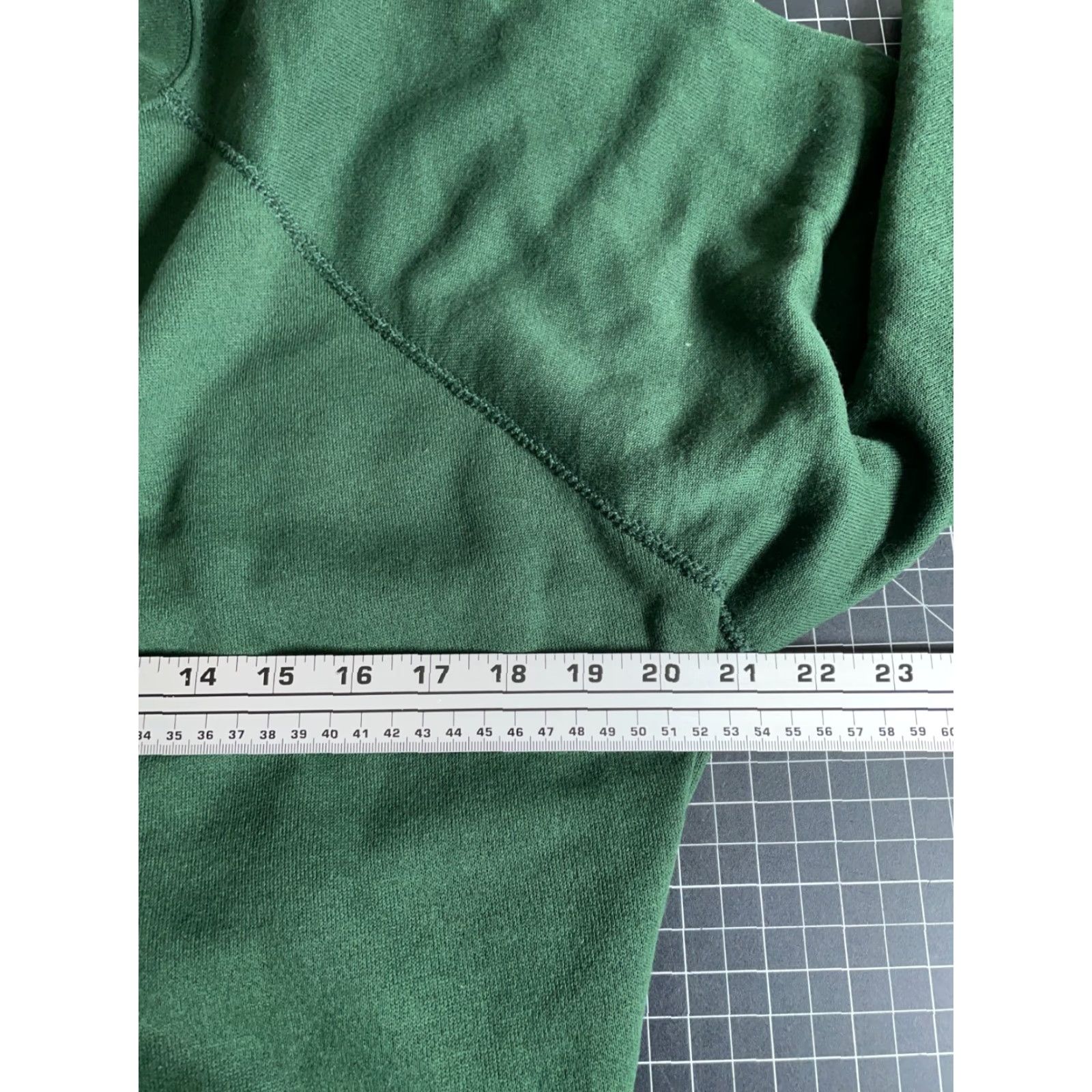 Tultex VINTAGE Tultex Sweatshirt Men’s XL Large Green Raglan Sleeves Solid Blank 90s Retro Crew Neck Pullover Adults Regular Size US L / EU 52-54 / 3 - 5 Thumbnail
