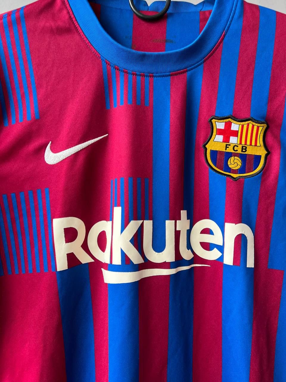 Nike 2021/22 BARCELONA FC HOME RARE SOCCER JERSEY SHIRT NIKE RARE Size US M / EU 48-50 / 2 - 5 Thumbnail