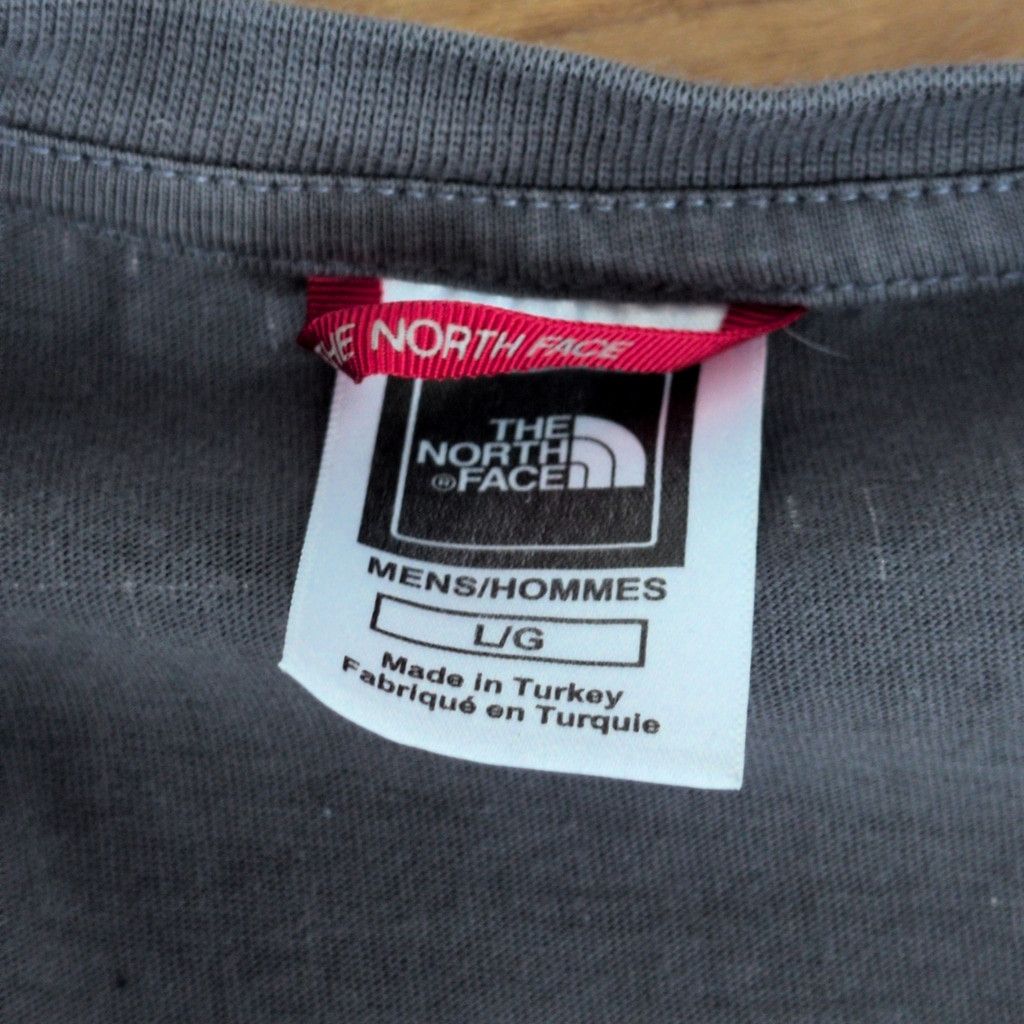 The North Face The North Face Color Block Camo T-Shirt Large Size US L / EU 52-54 / 3 - 2 Thumbnail