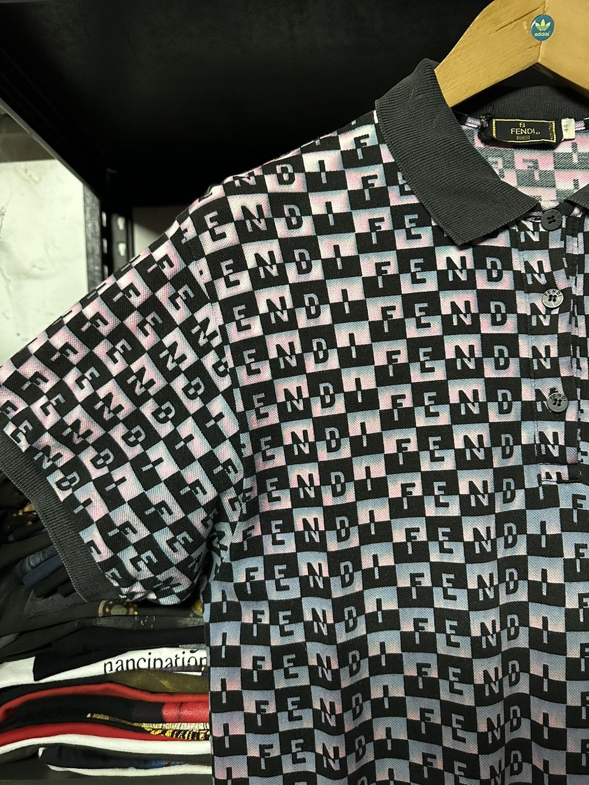 Fendi × Vintage Vintage Fendi Monogram Sun Faded Tee Size US M / EU 48-50 / 2 - 4 Thumbnail